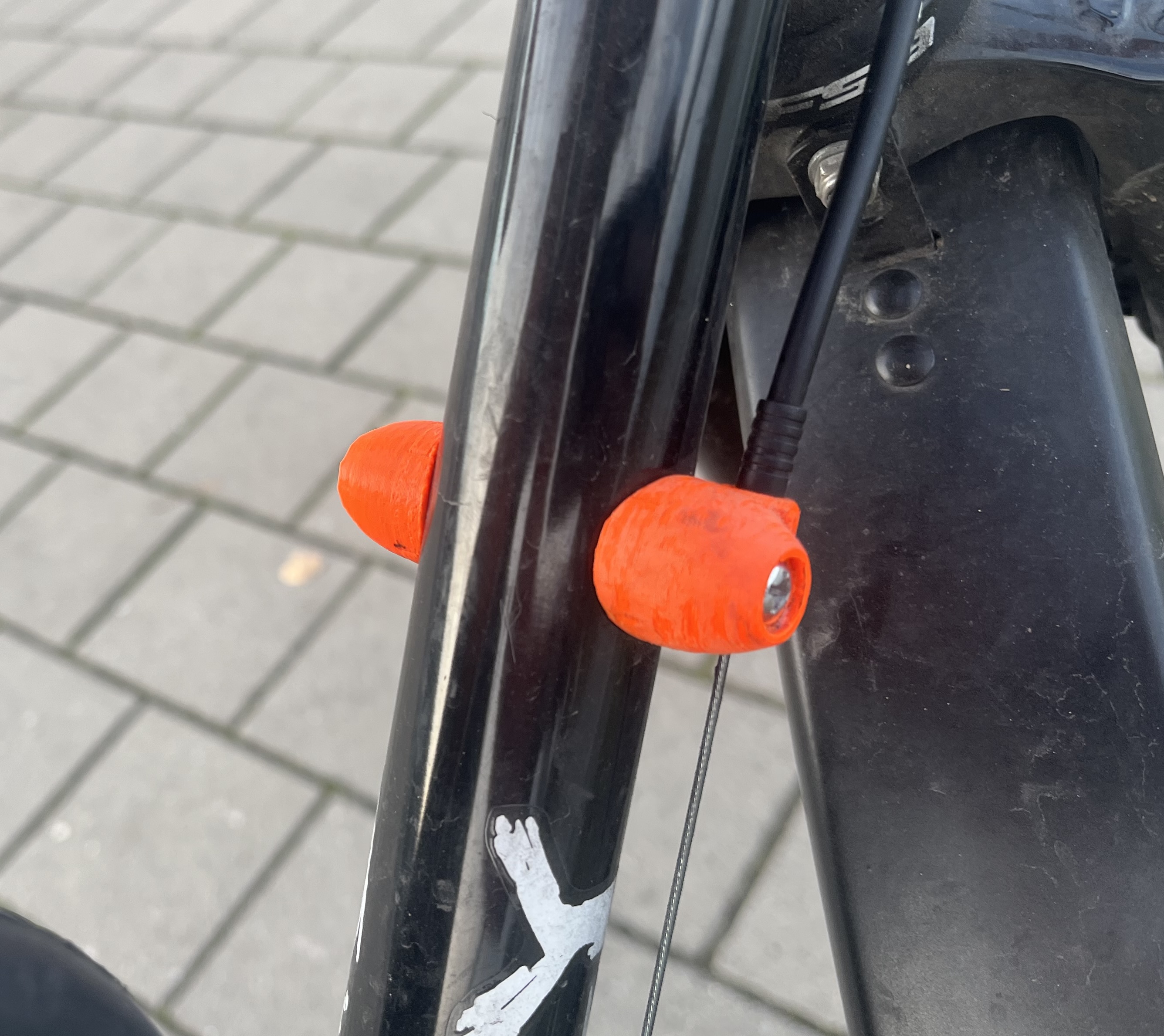 Bike down tube cable mount 3D model