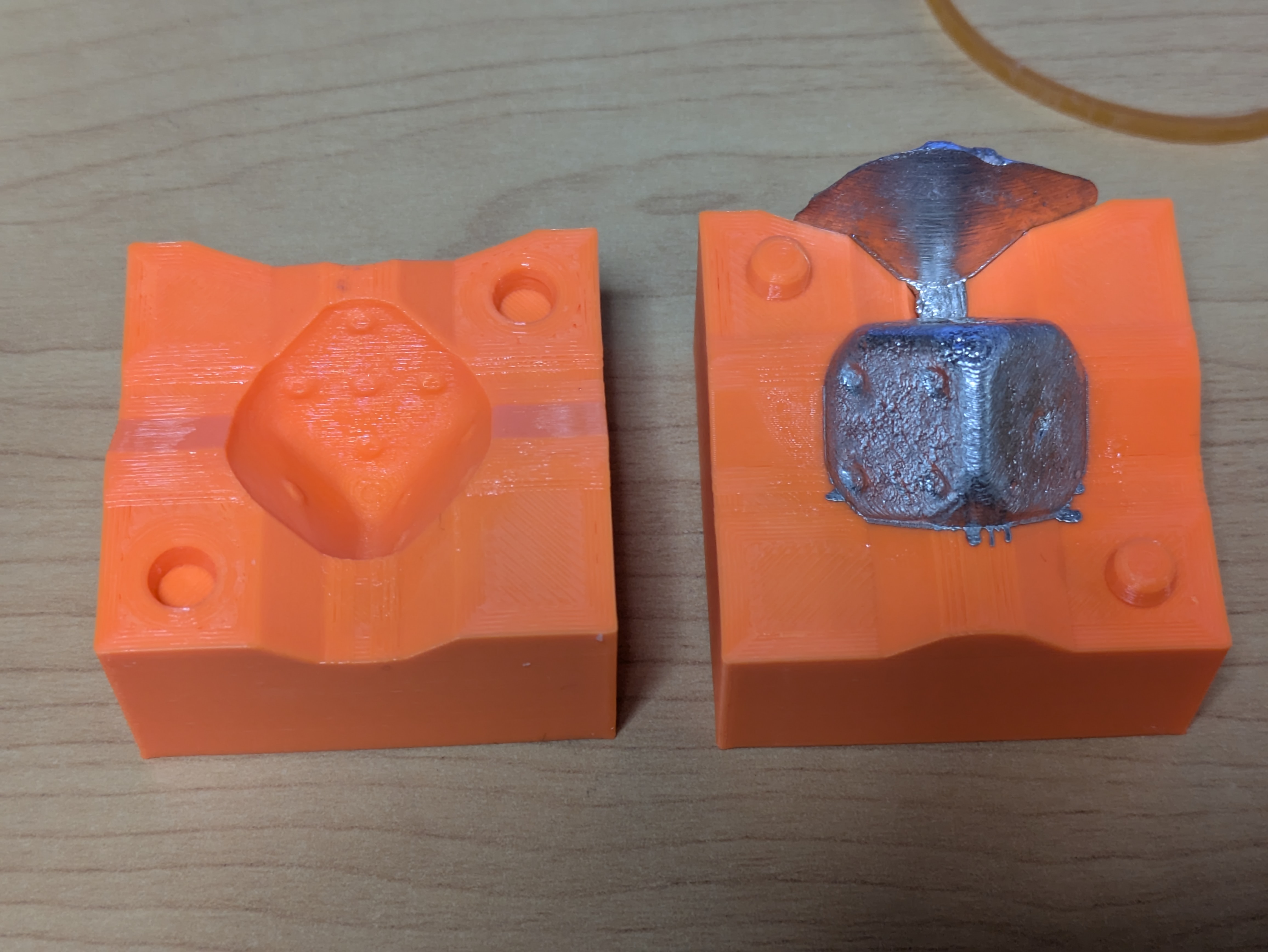 Low-melting-point alloy Casting: DIY Metal Dice Mold (Easy)