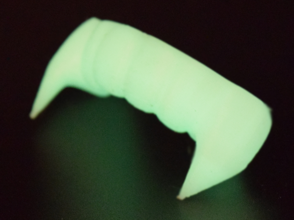 Miniatura 6 do modelo 3D Halloween Vampire Teeth