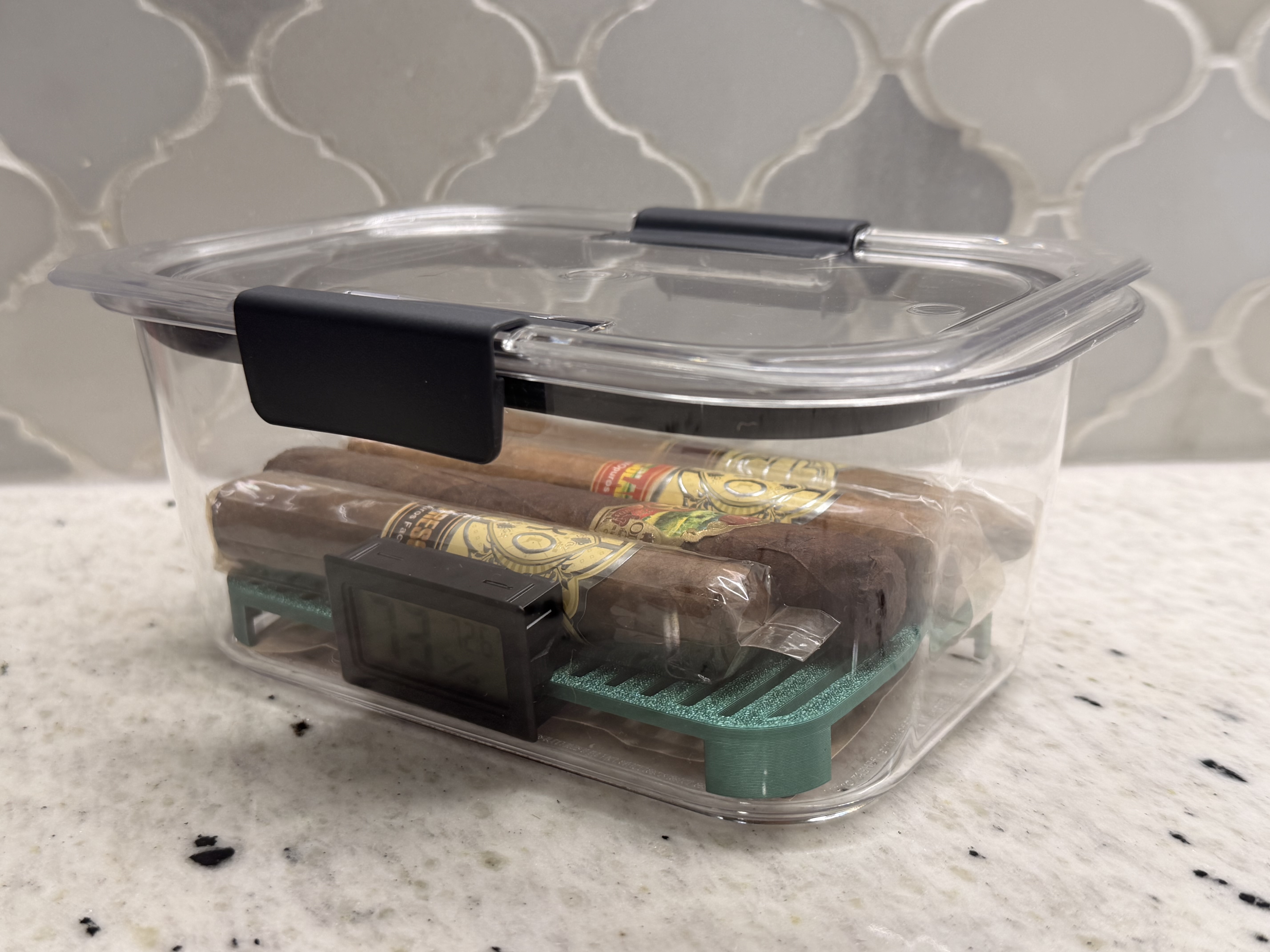 Tupperdor Insert for Boveda pouch (homemade humidor)