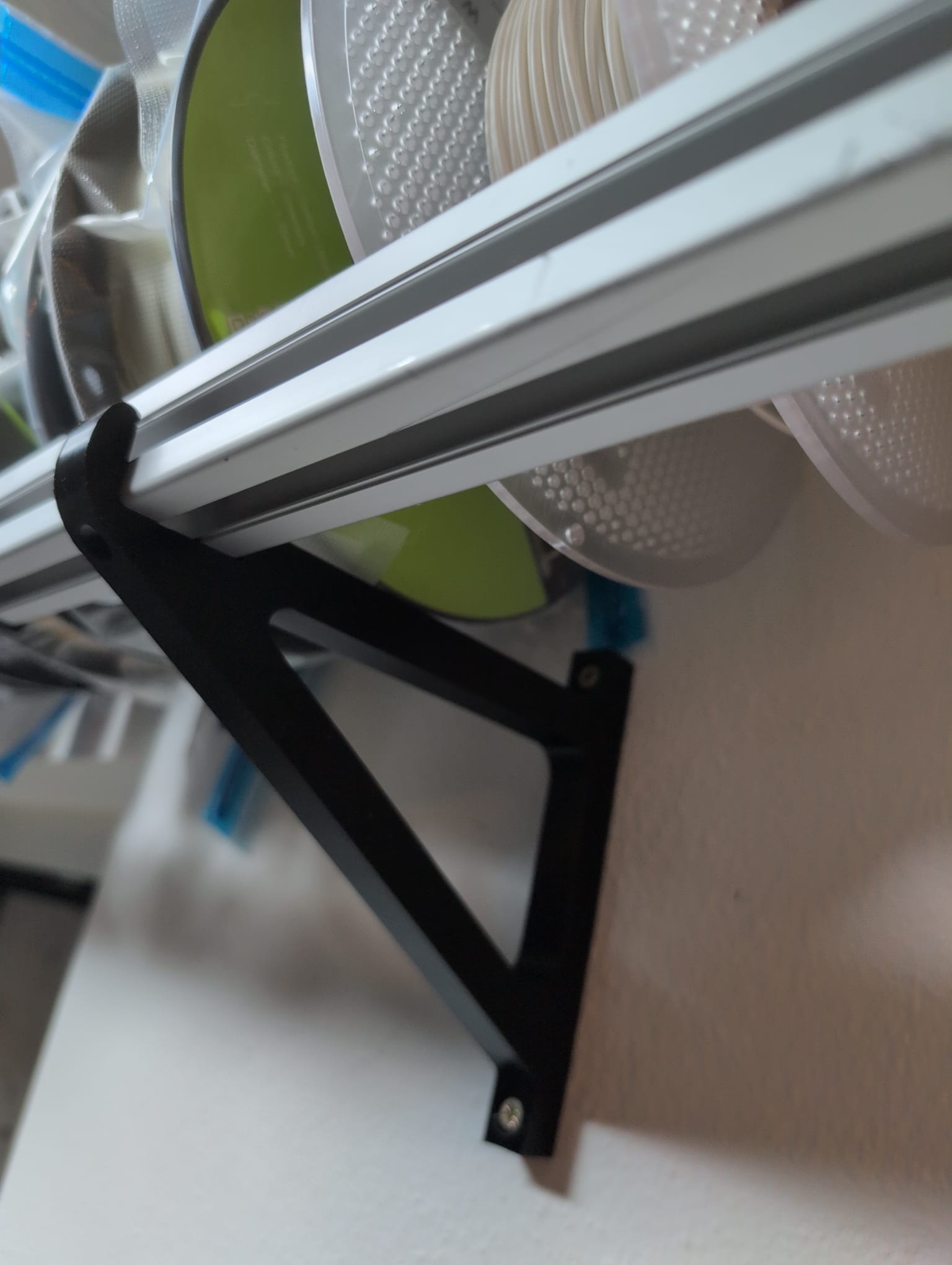 Wall-Mount Spool Holder for Aluminum Profiles