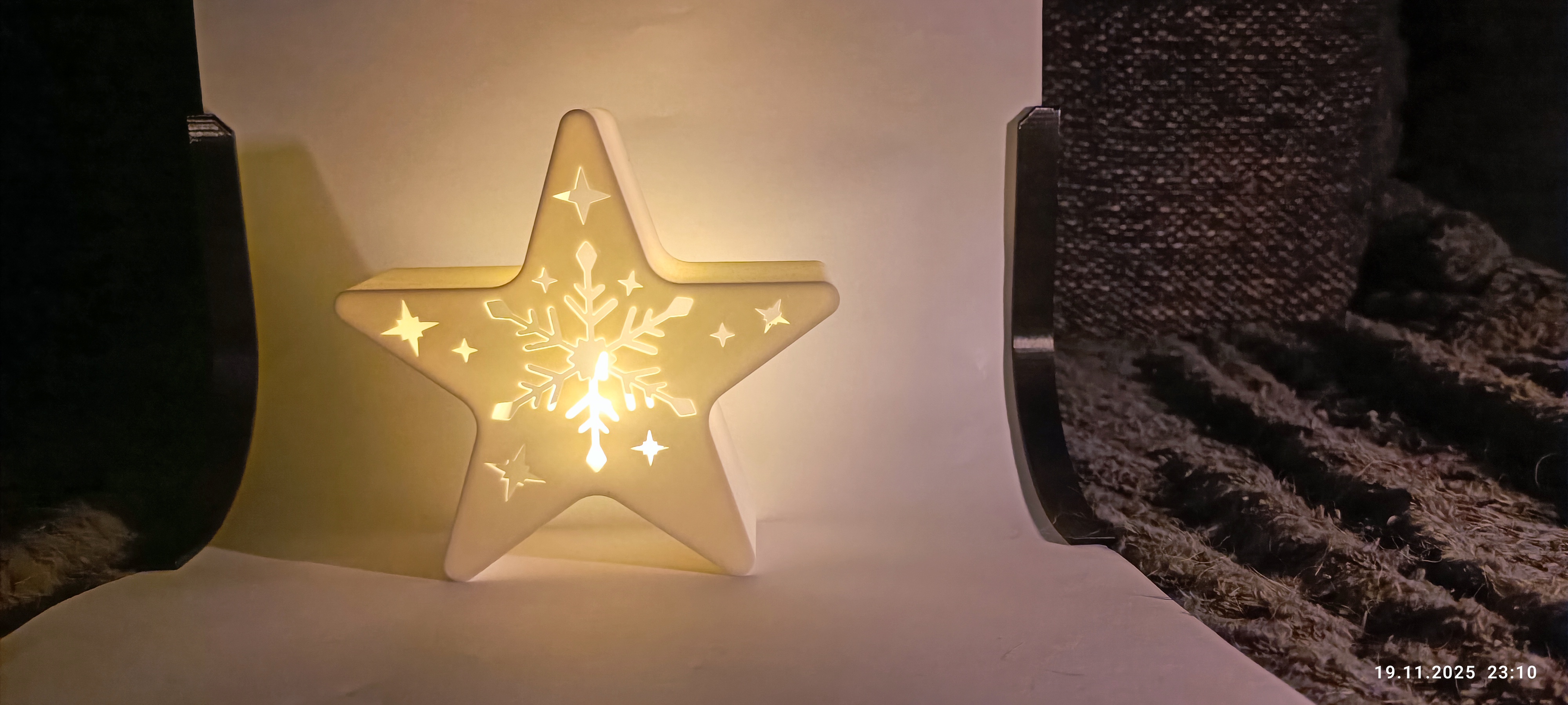Cozy Winter Star Lantern