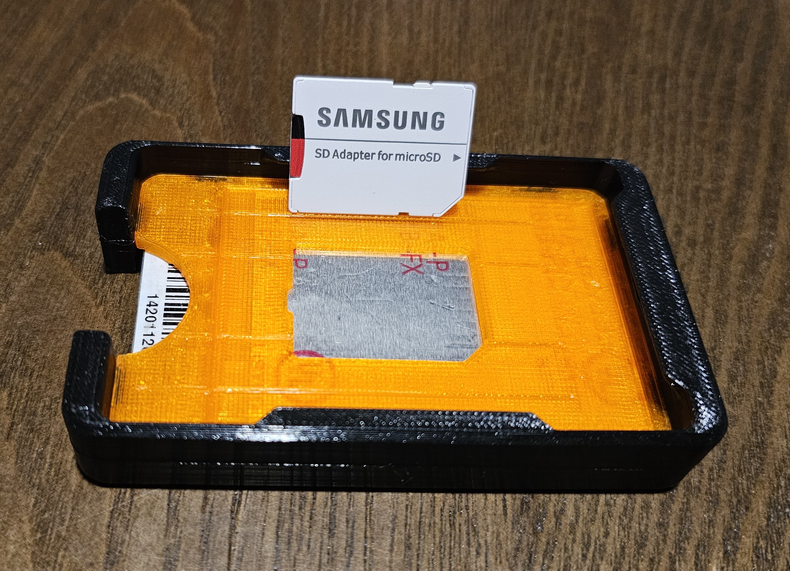 Miniatura 4 do modelo 3D Memory Card holder & Wallet