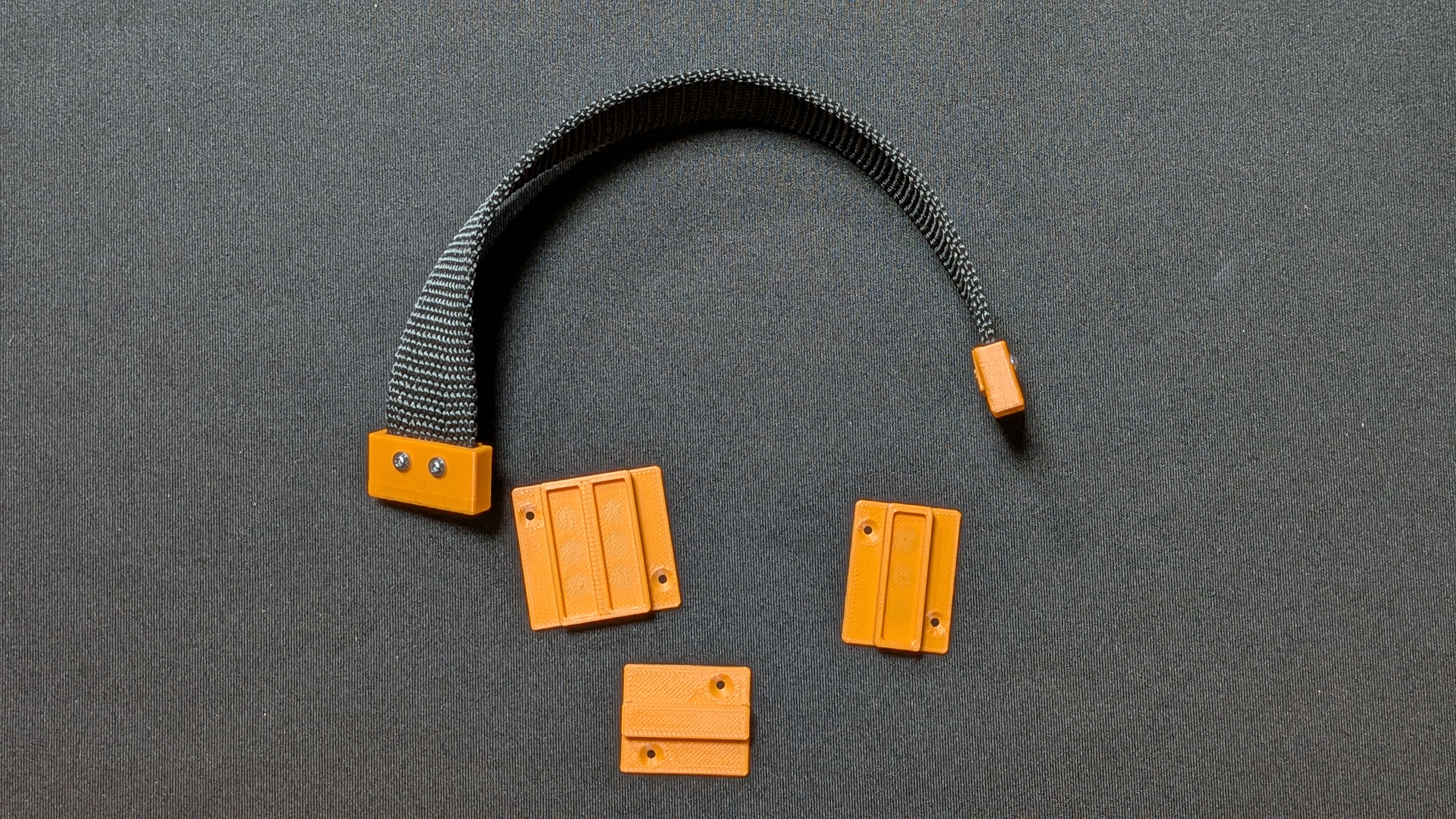 25 mm webbing magnet locking system