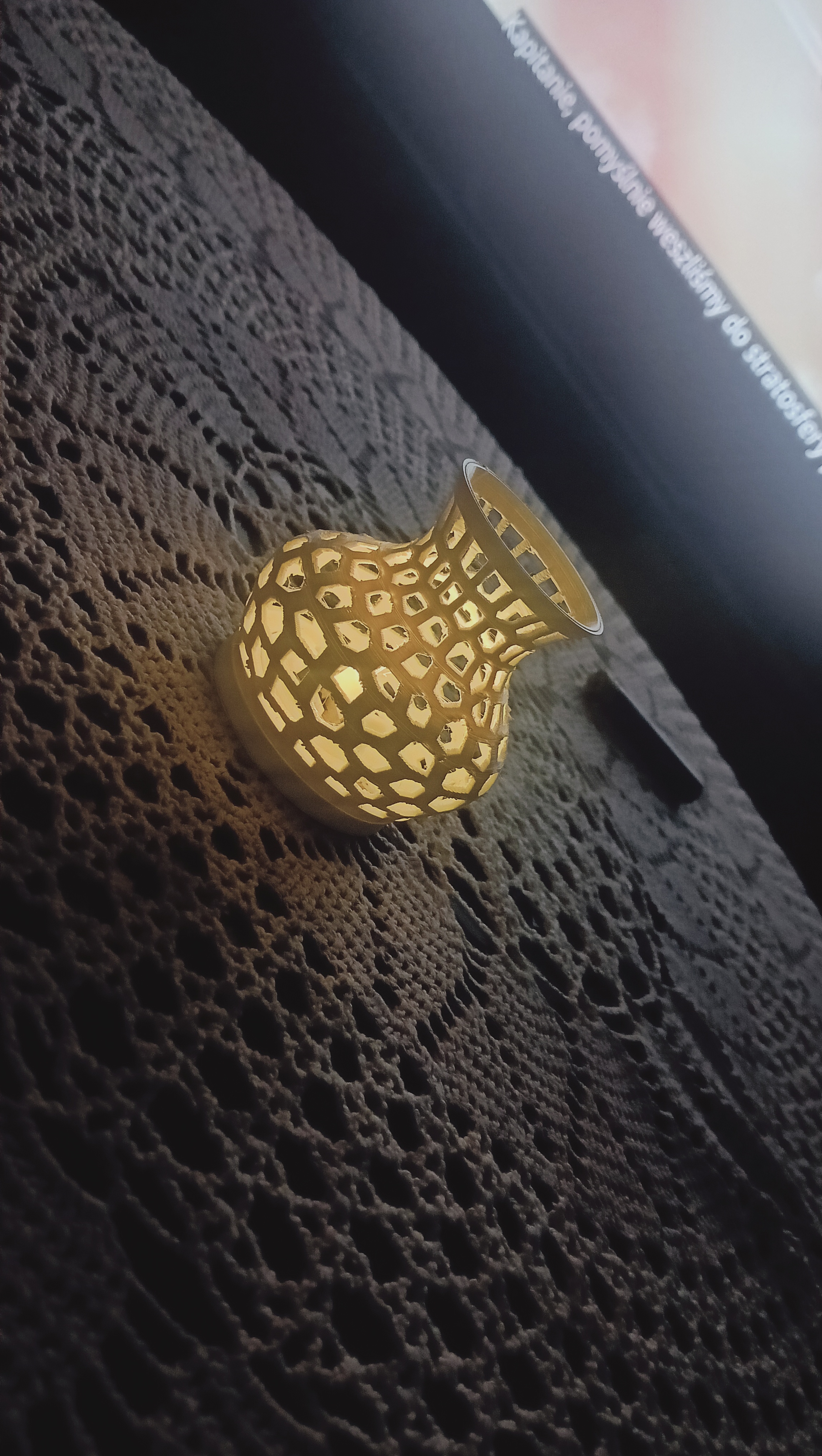 voronoi led tea light holder