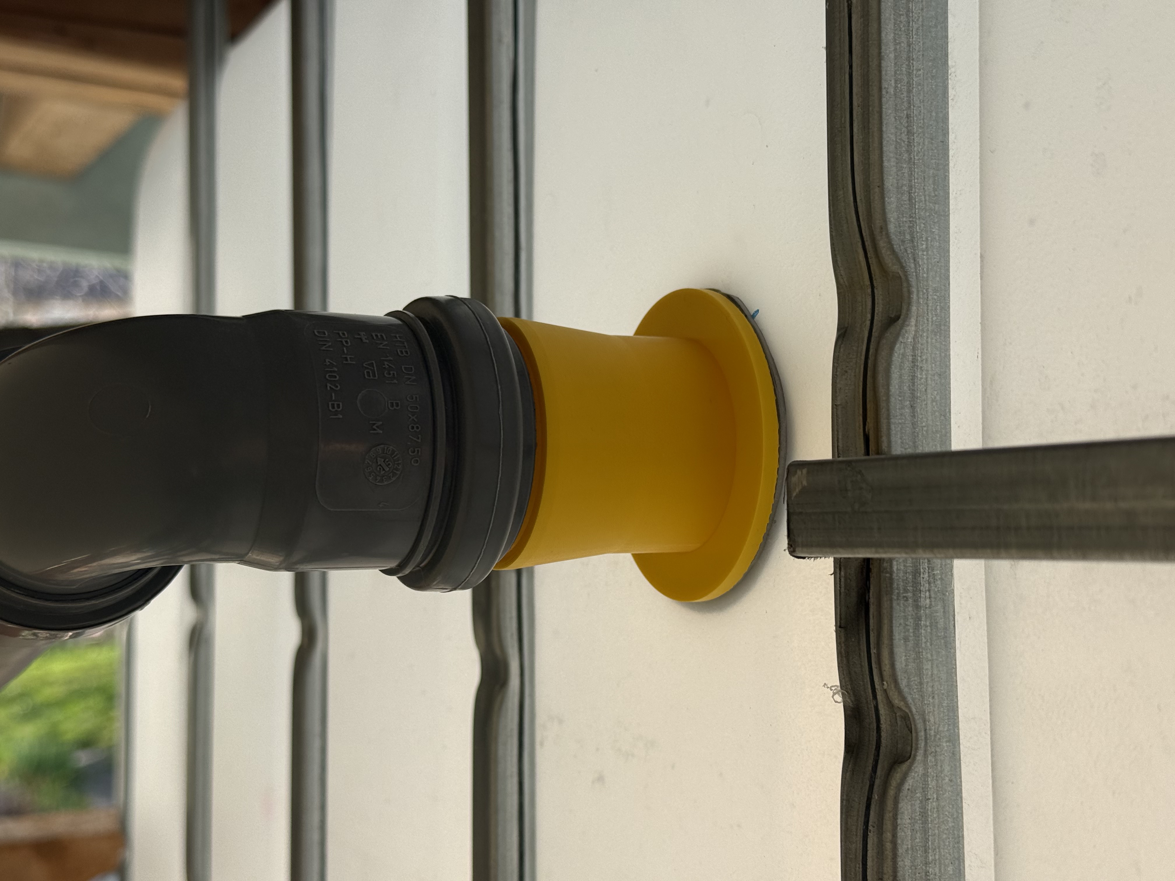 IBC Durchführung für 60mm HT-Rohr