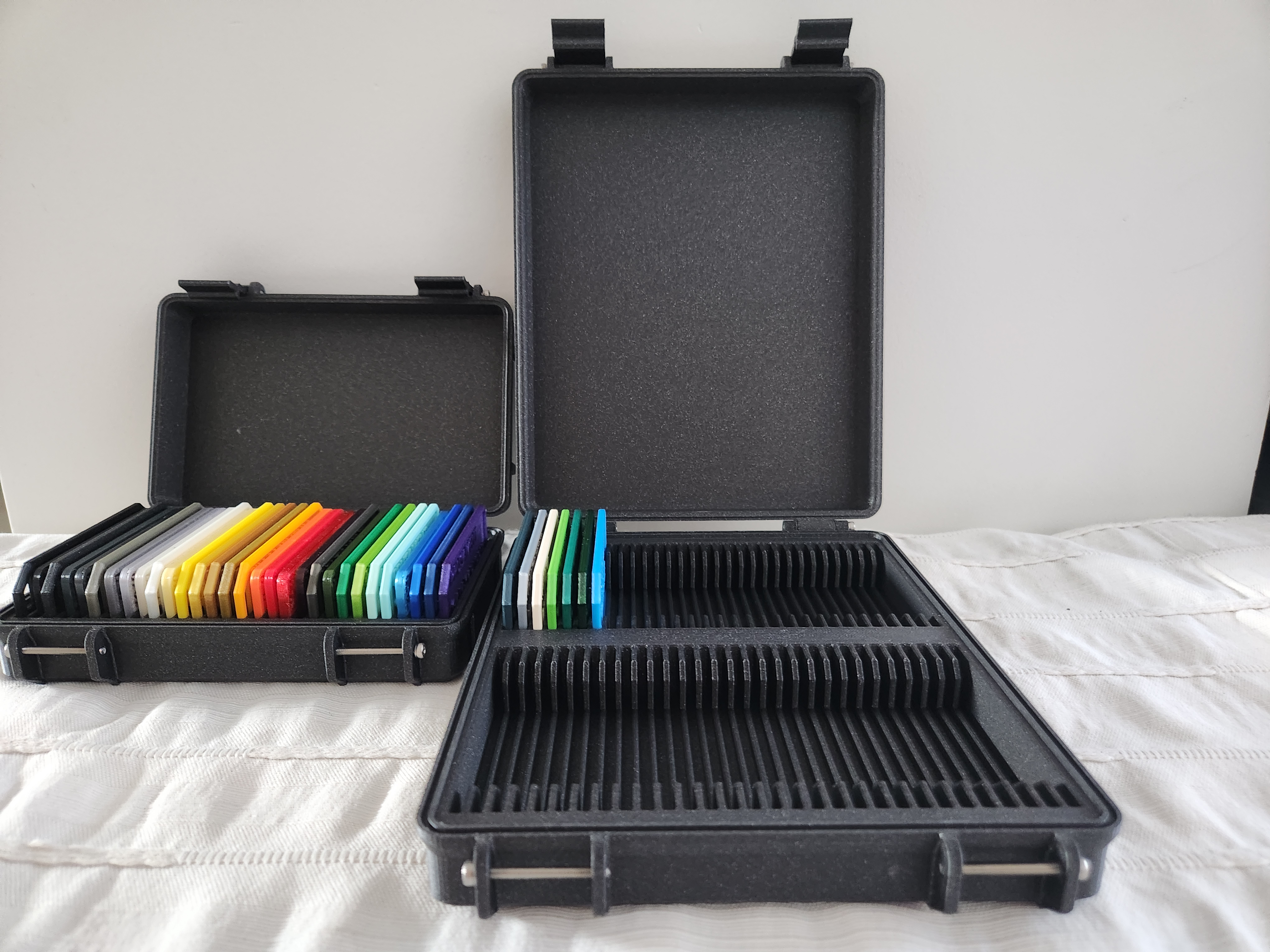 Rugged filament sample box | Remix