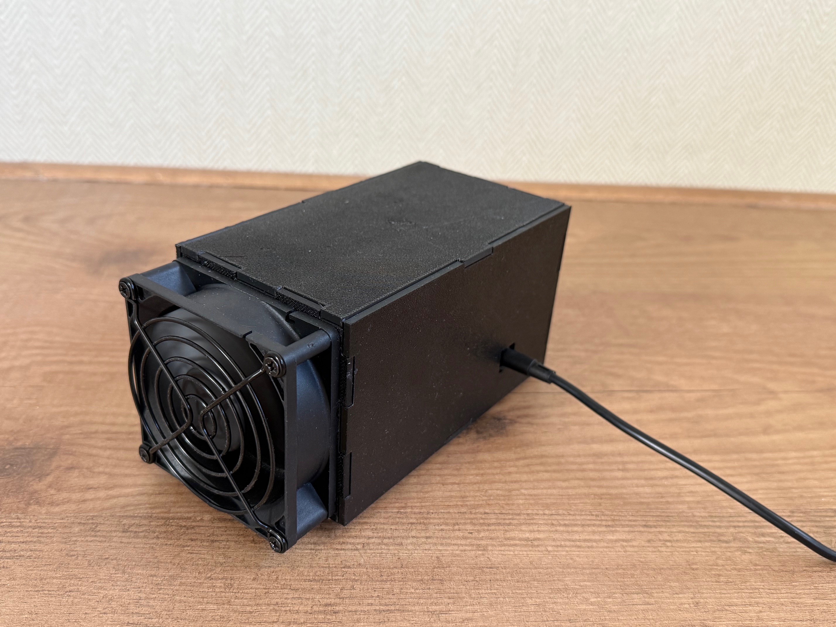 Bitaxe Gamma box
