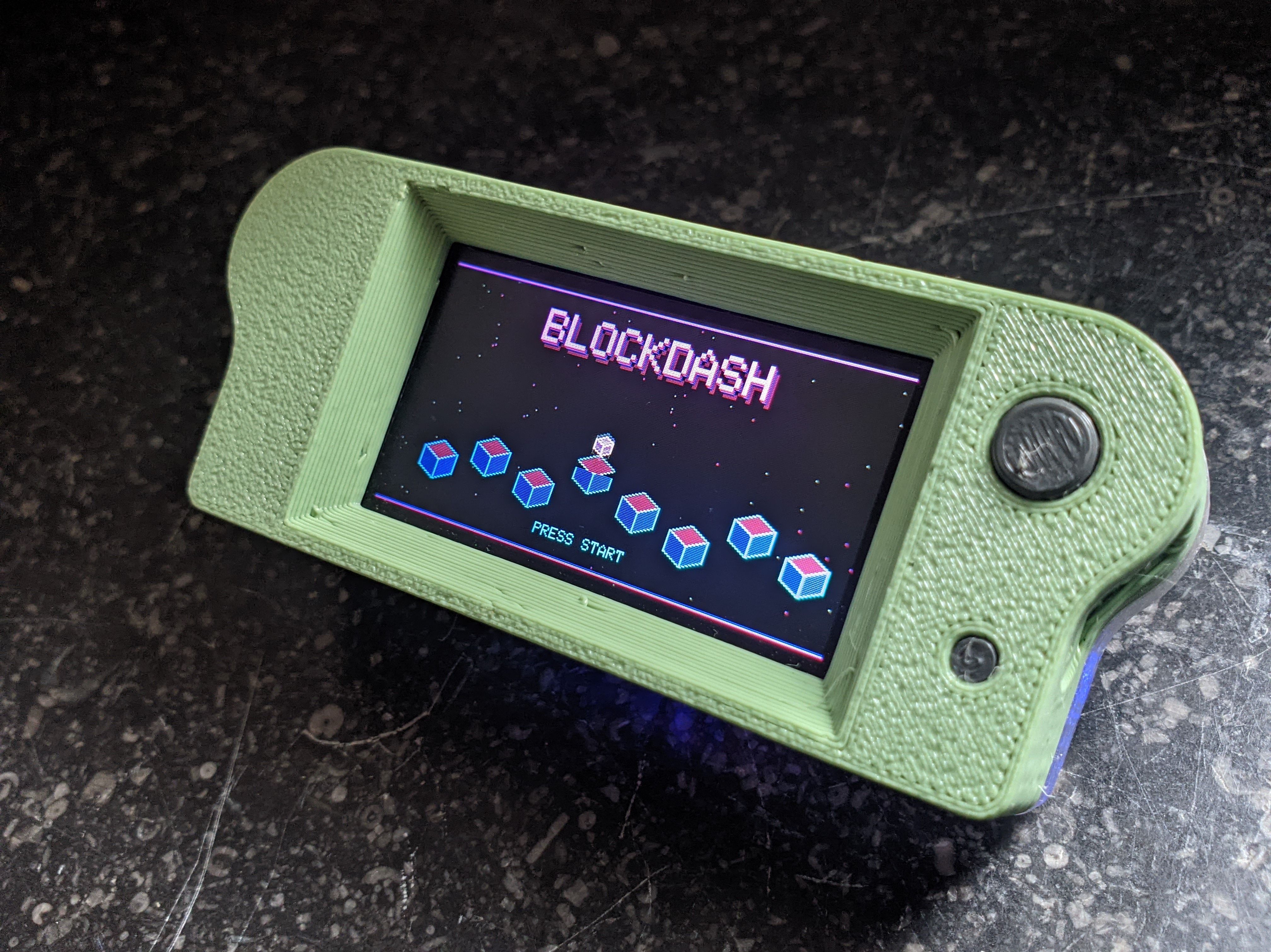ESP32 Mini Game Console