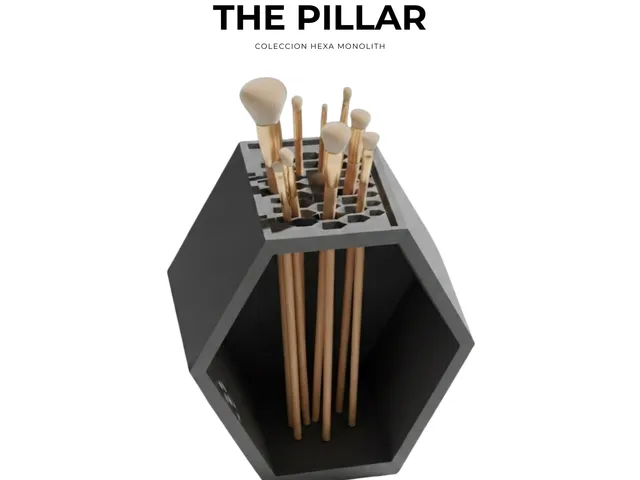 Organizador de Brochas y Lápices Maquillaje // The Pillar