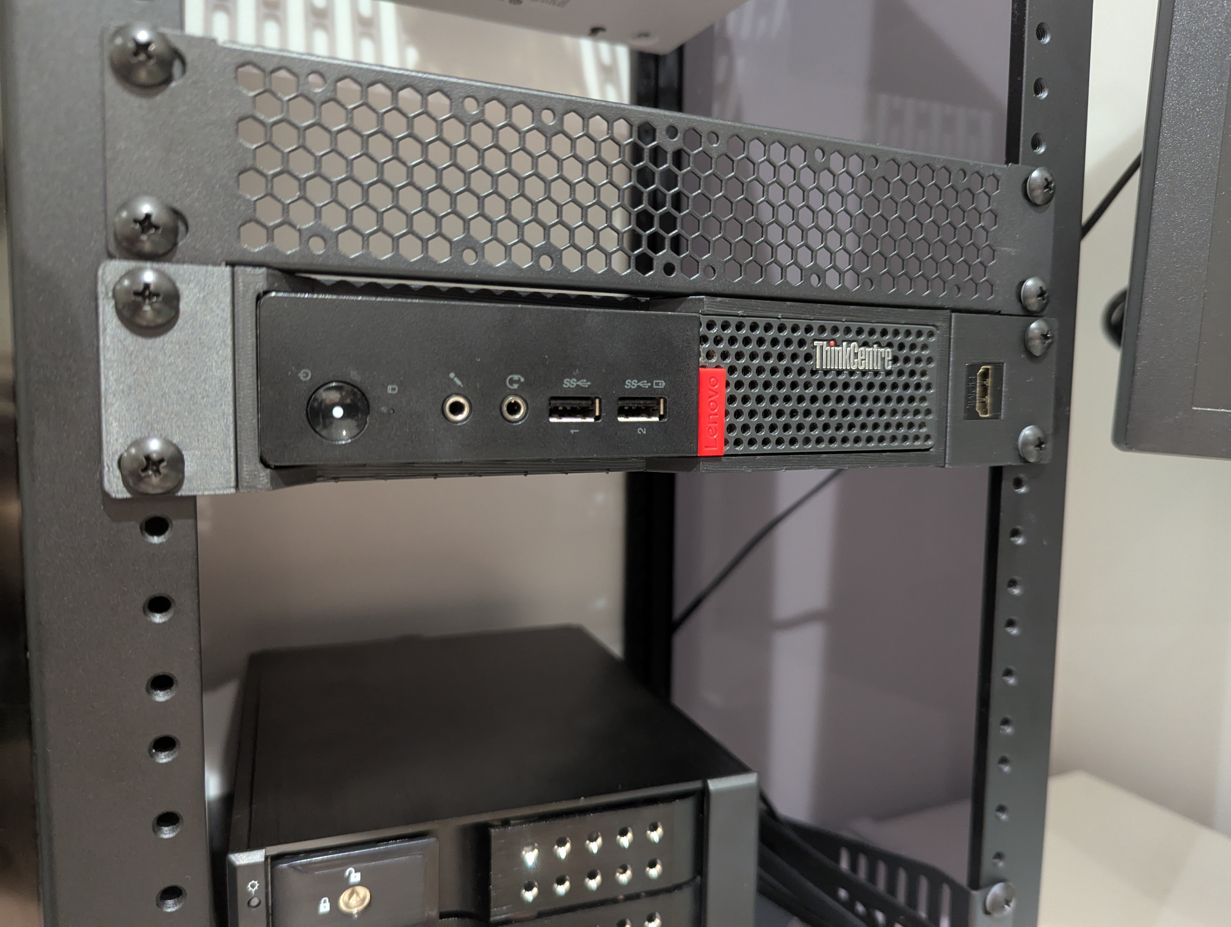 Lenovo Tiny Mini Rack mount