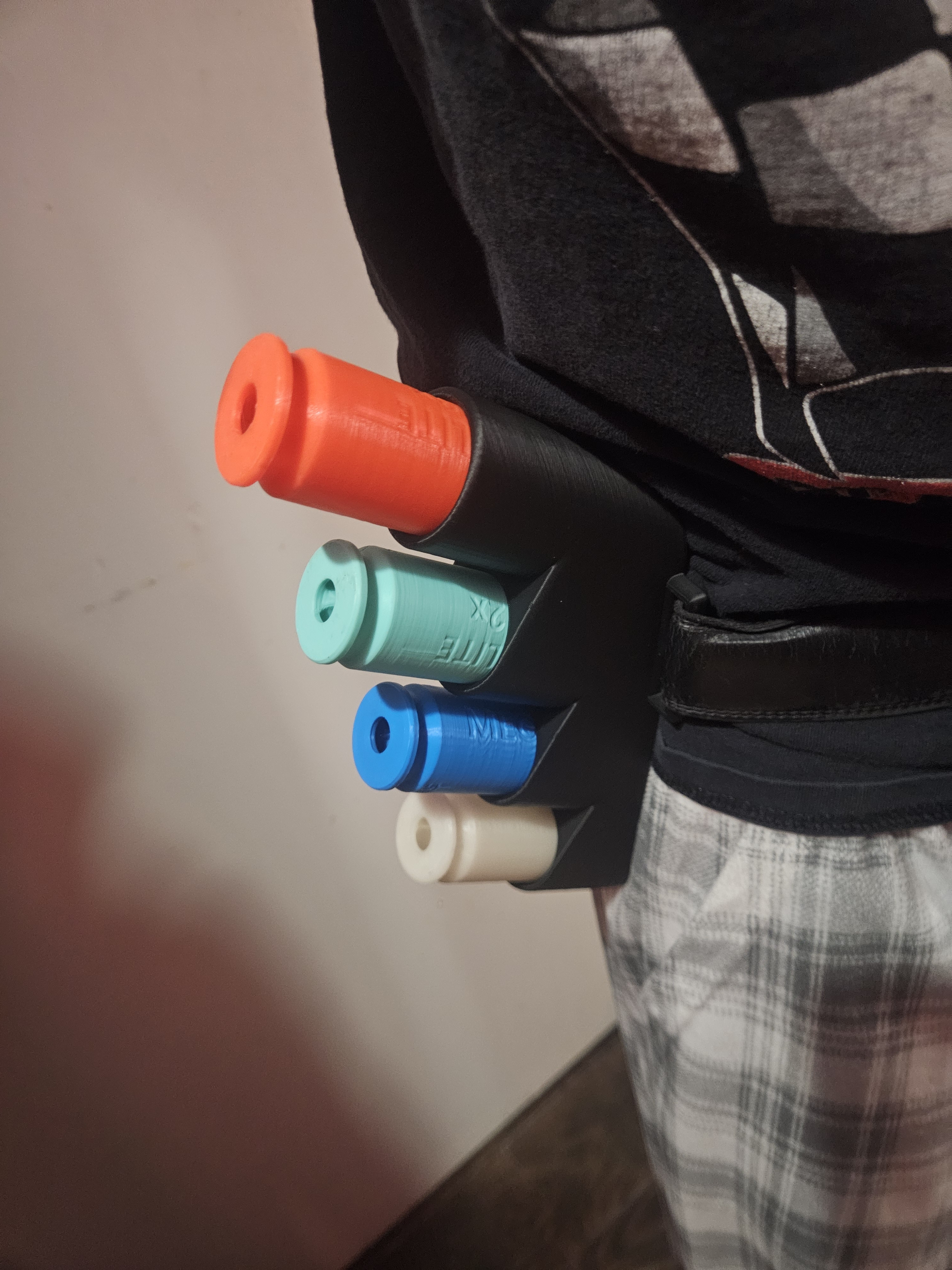 Silly shell belt holder