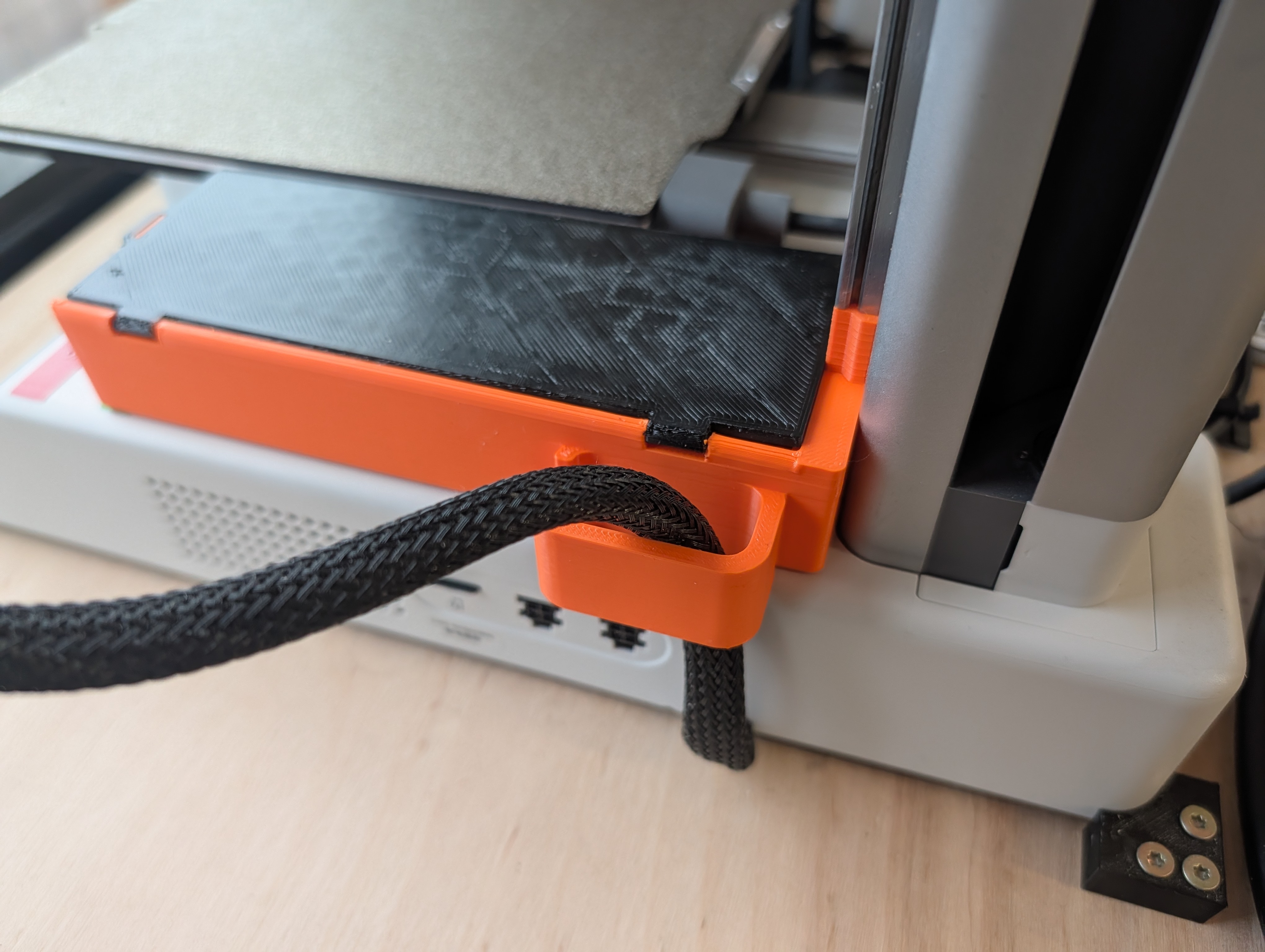 Remix: Bambulab A1 Mini - Toolbox with Cable Routing