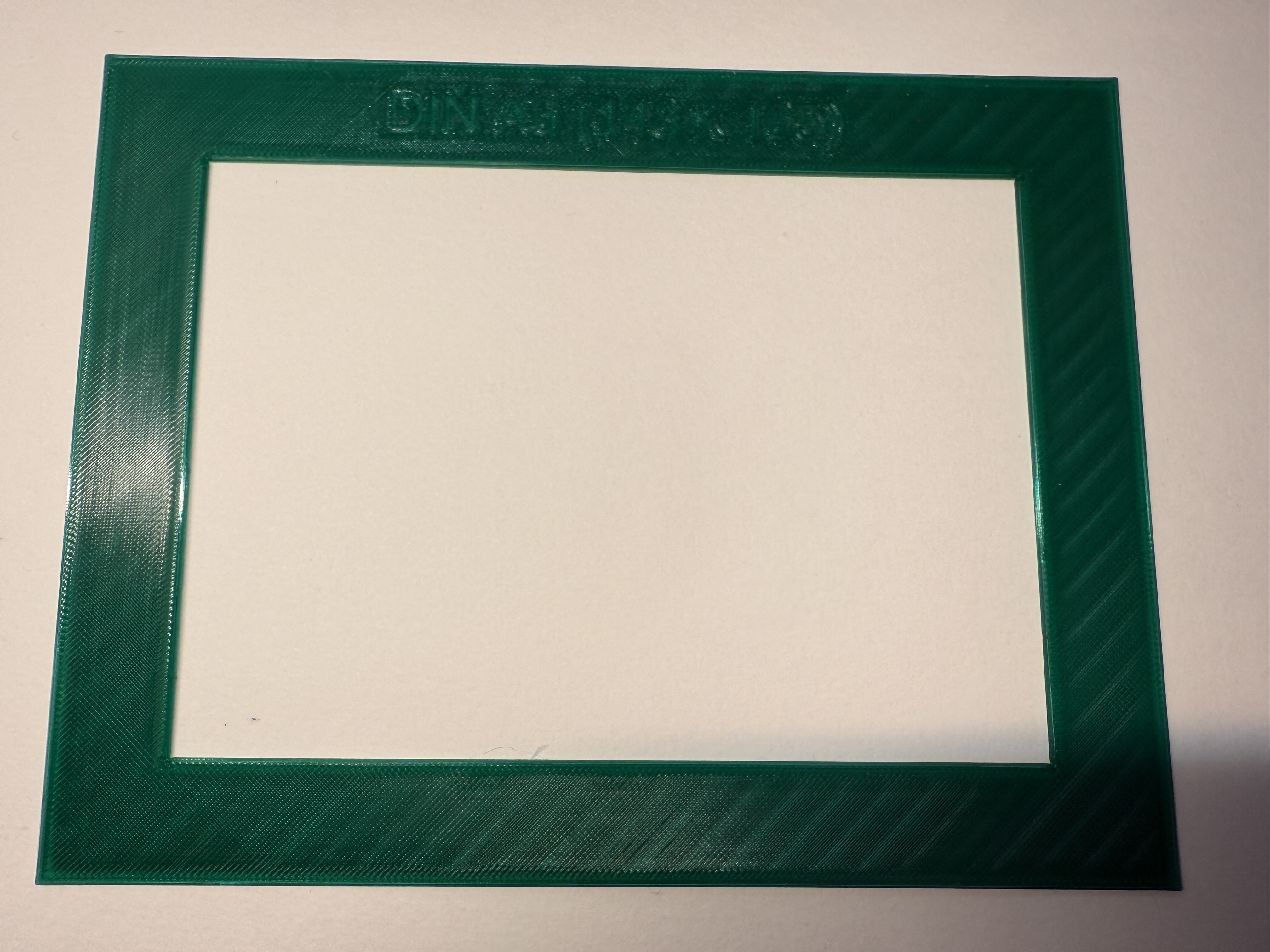 Template for drawing DIN A6 rectangles / Schablone um DIN A6 Rechtecke zu Zeichen