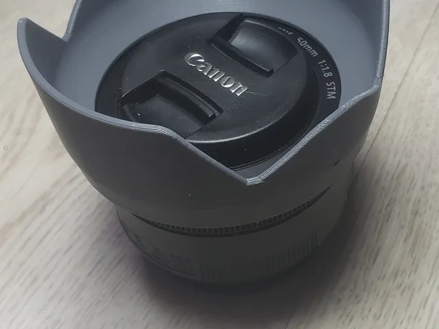 Canon EF lens 50mm 1:1.8 STM sun shade