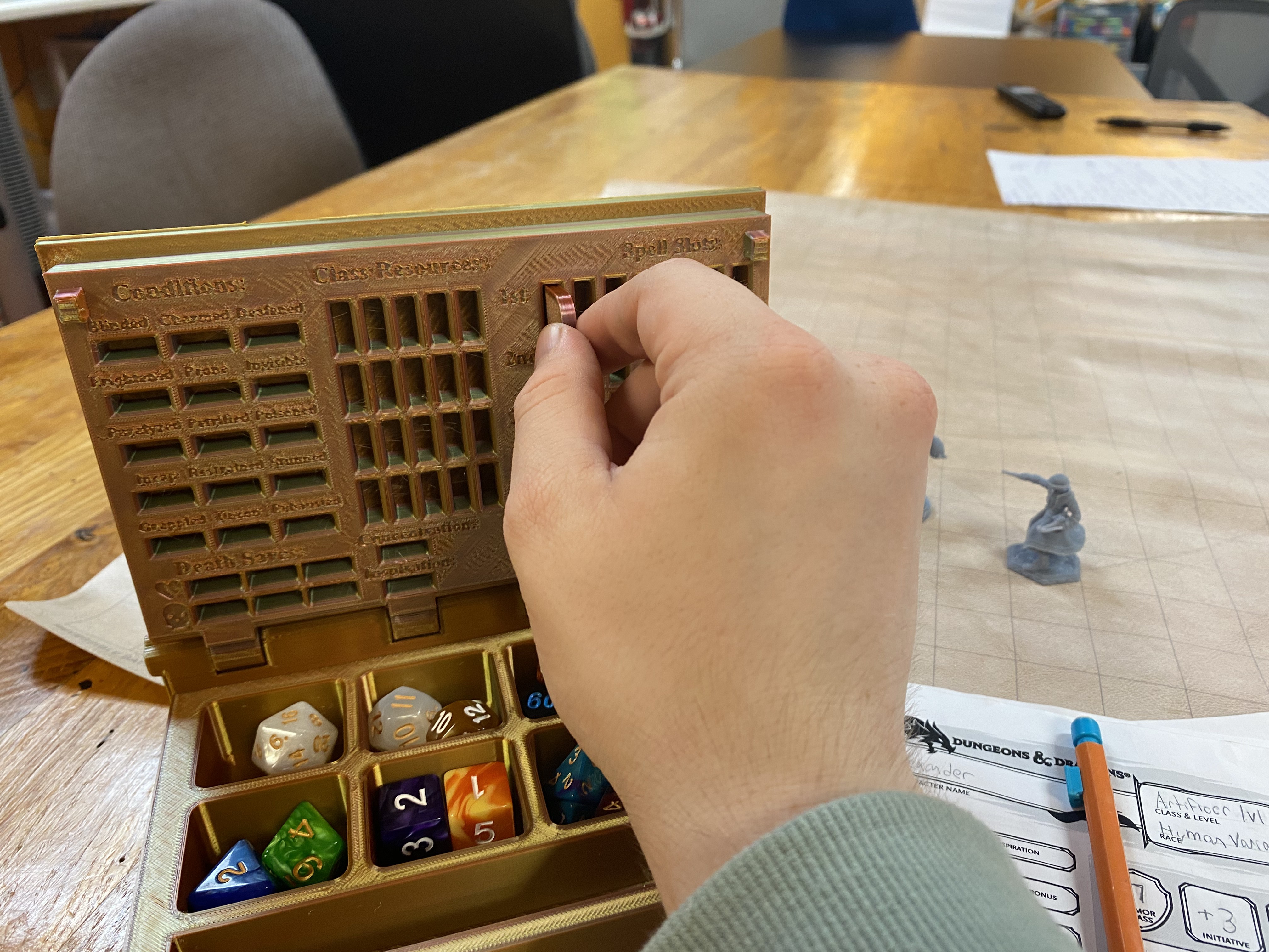 Miniatura 7 do modelo 3D D&D Tracker Booklet