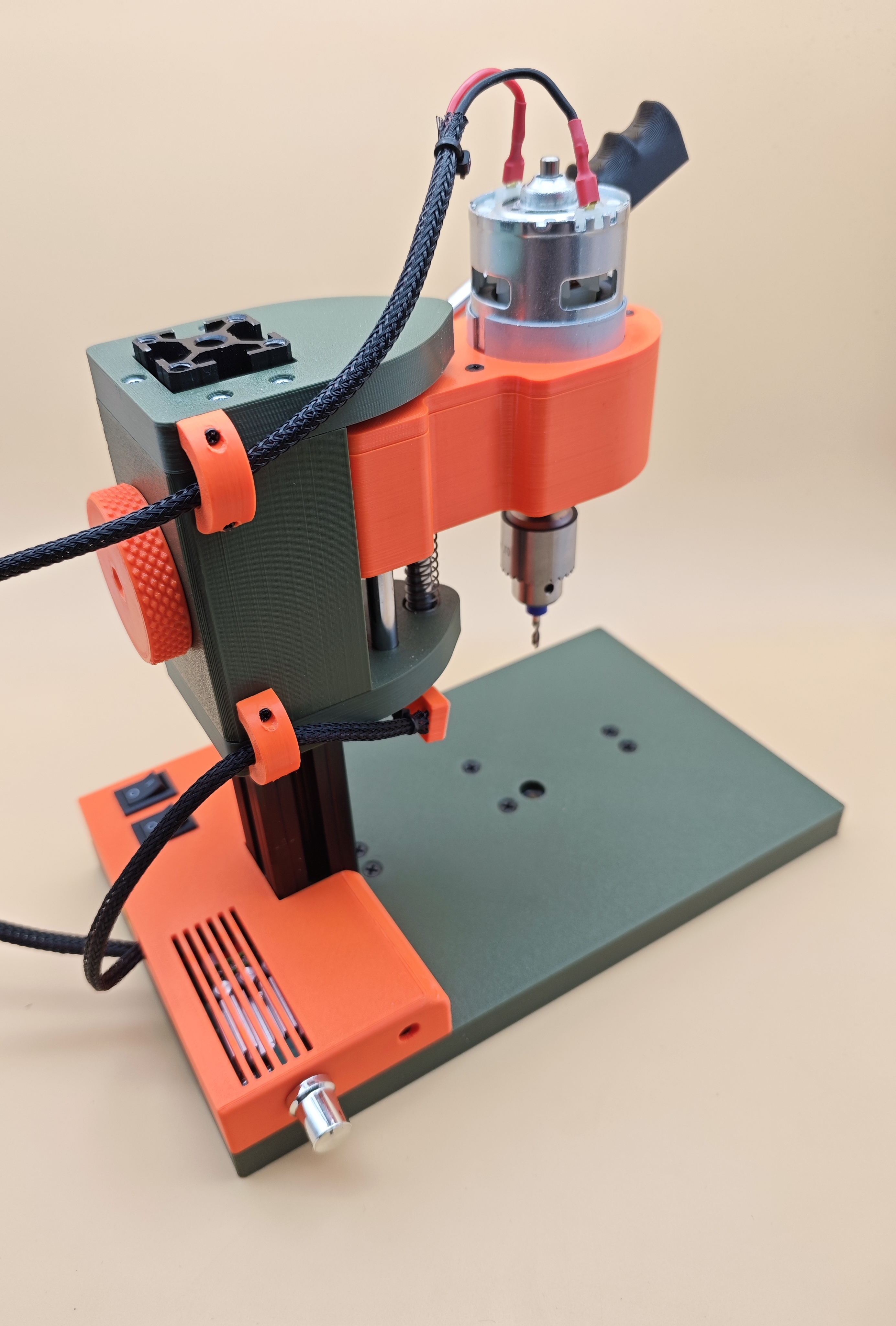 Miniatura 10 do modelo 3D Press drill - mini vrtačka