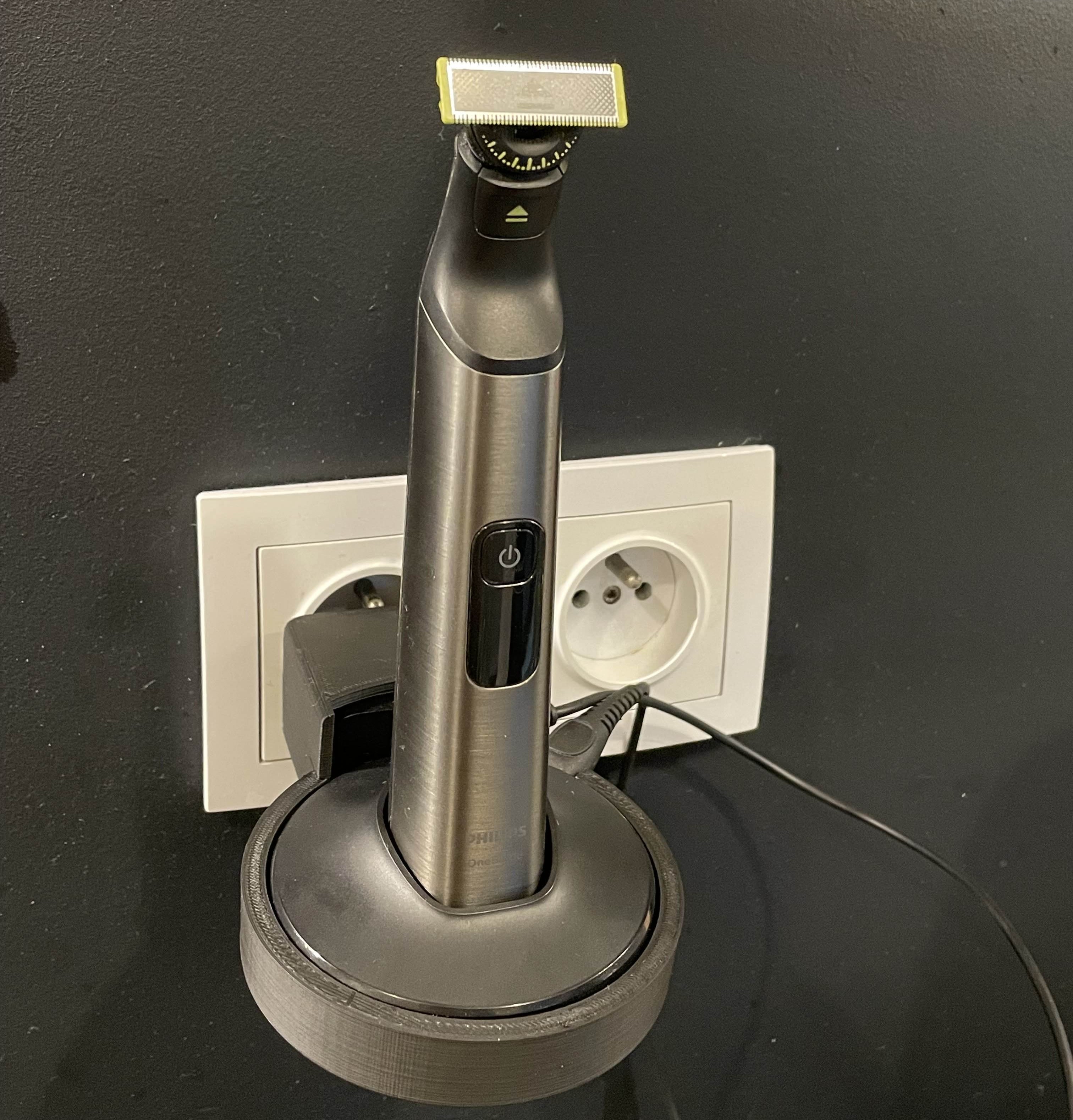 Philips OneBlade Charger & Stand Holder – Plug-in Mount Solution