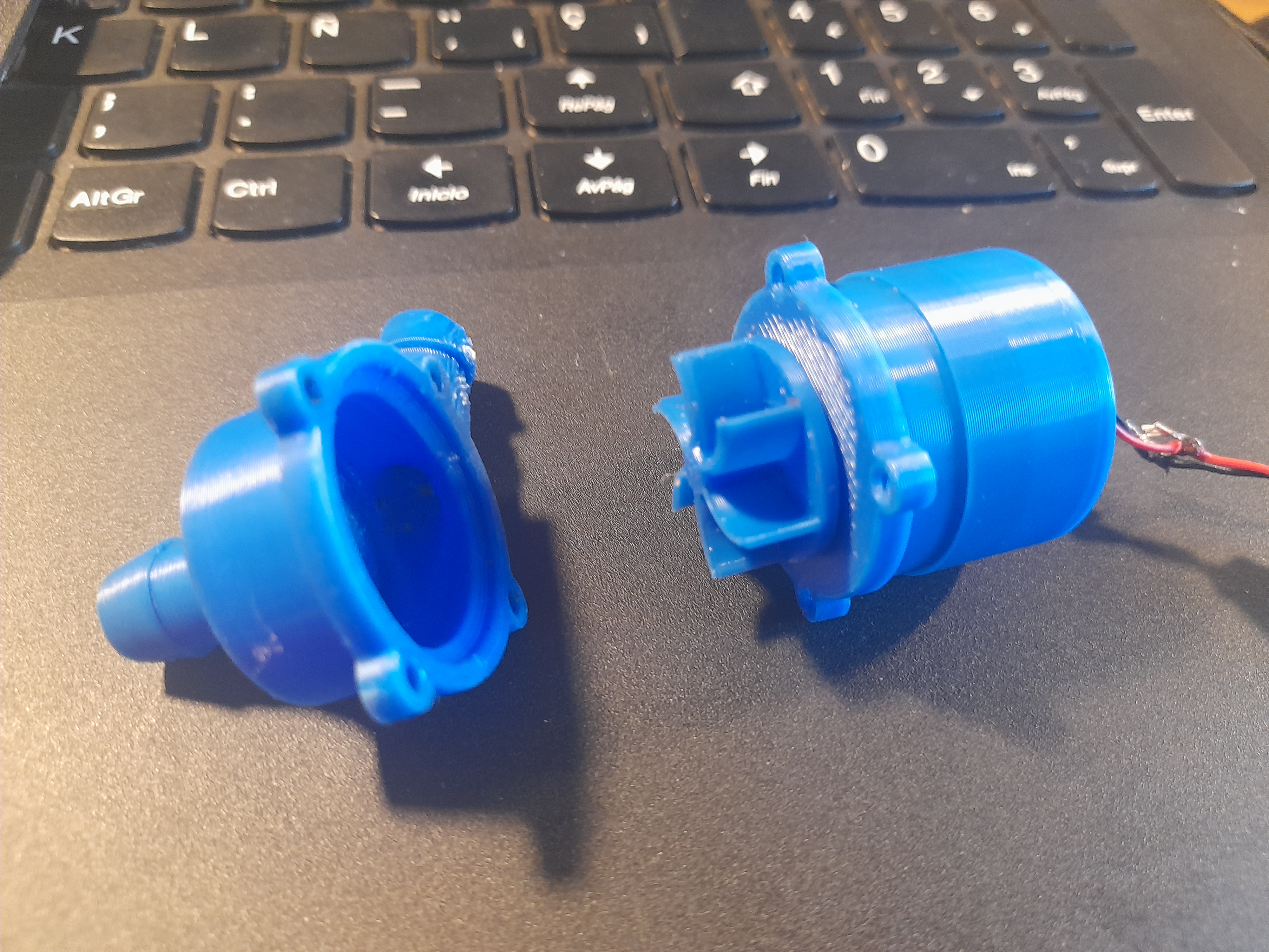 Miniatura 6 do modelo 3D Mini water pump