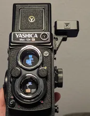 Yashica Mat-124G 90° Cold Shoe Adapter