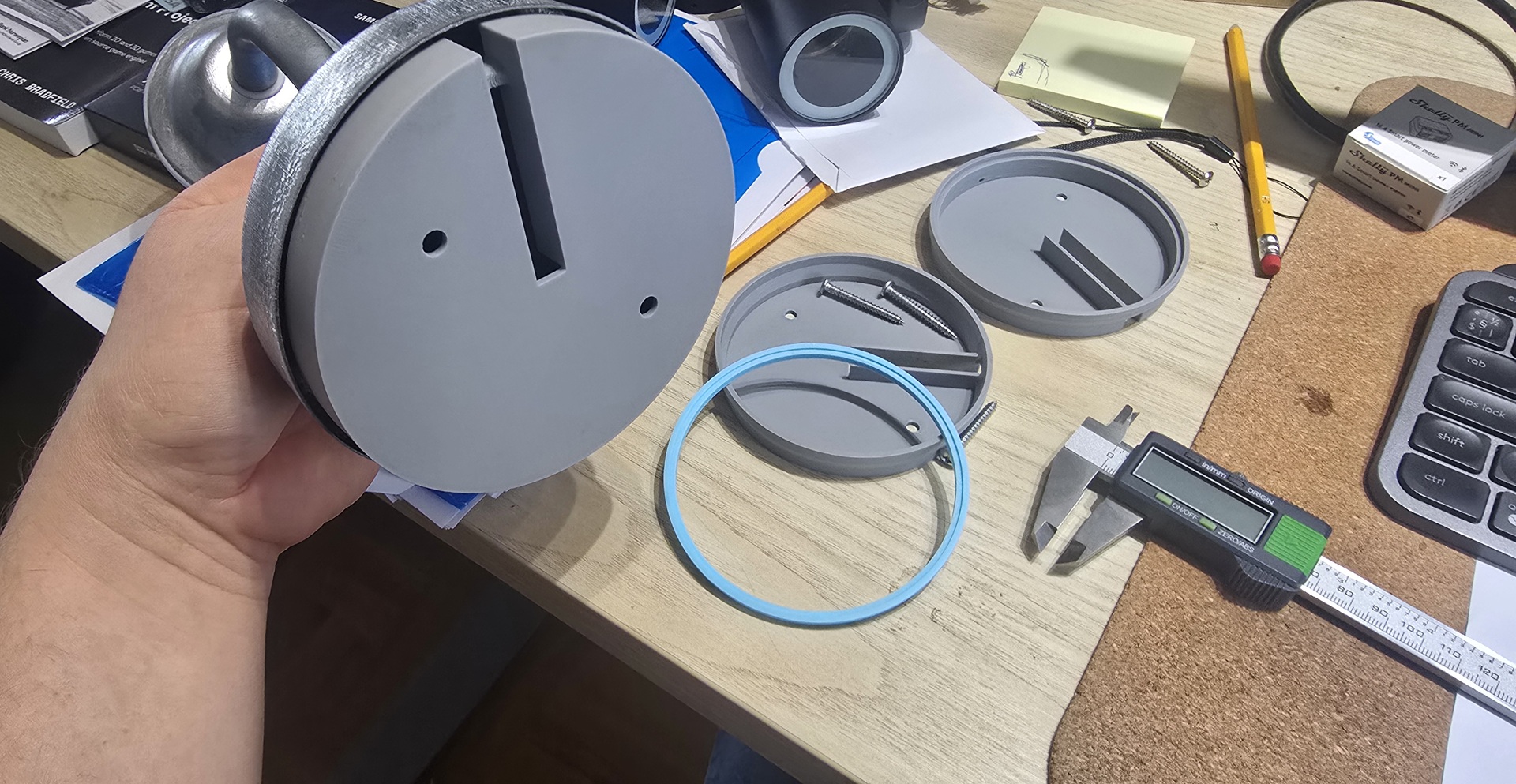 Outdoor Wall Lantern Fixture with Hidden Cable Channel (Bottom Entry)