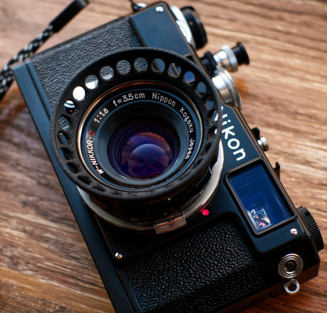 Nikon W-Nikkor 1:1.8, f=3.5 cm Gegenlichtblende lens hood Weitwinkel Wideangle Rangefinder Messsucher