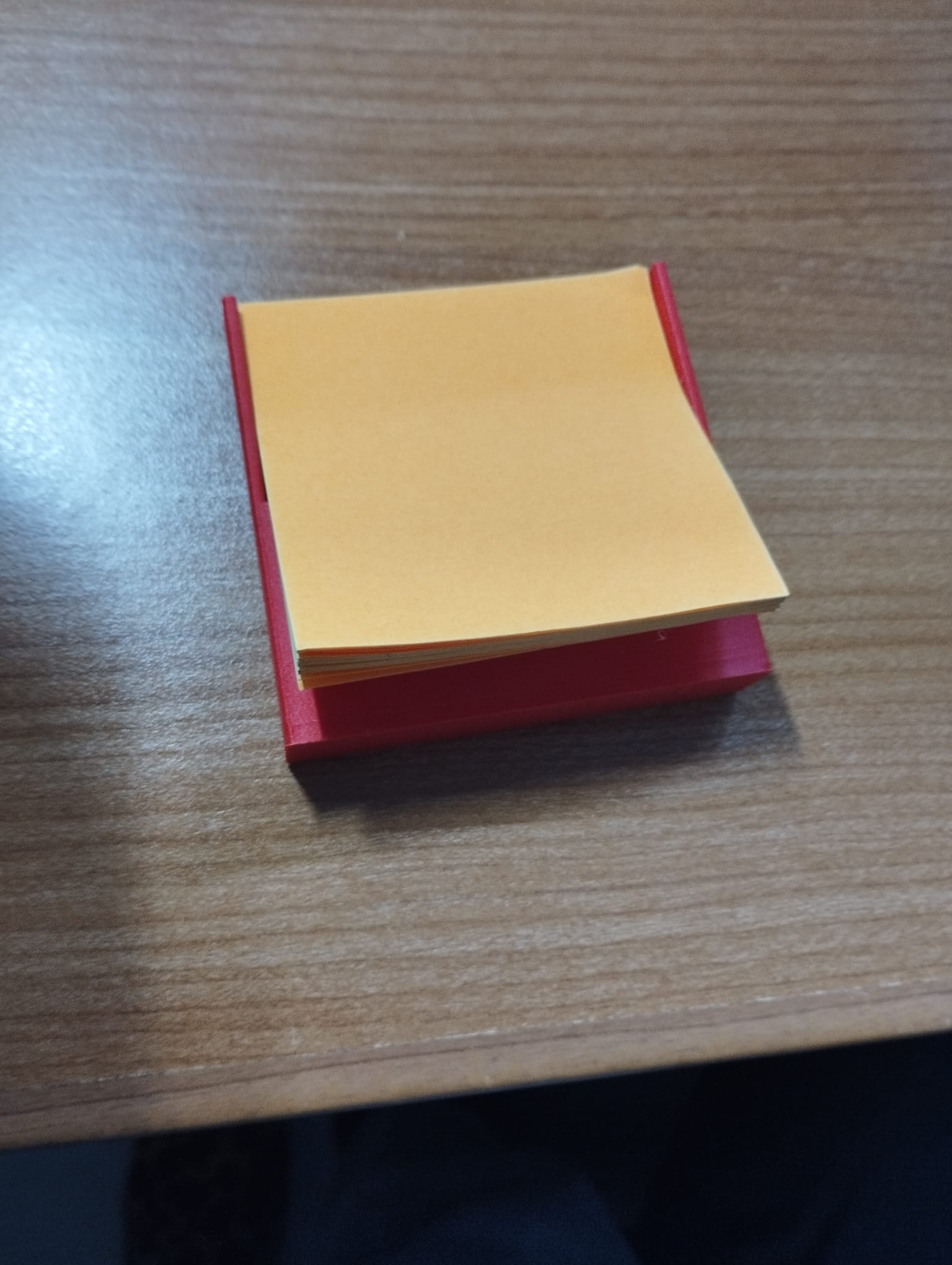 Magnetic Sticky Note holder — thumbnail 2