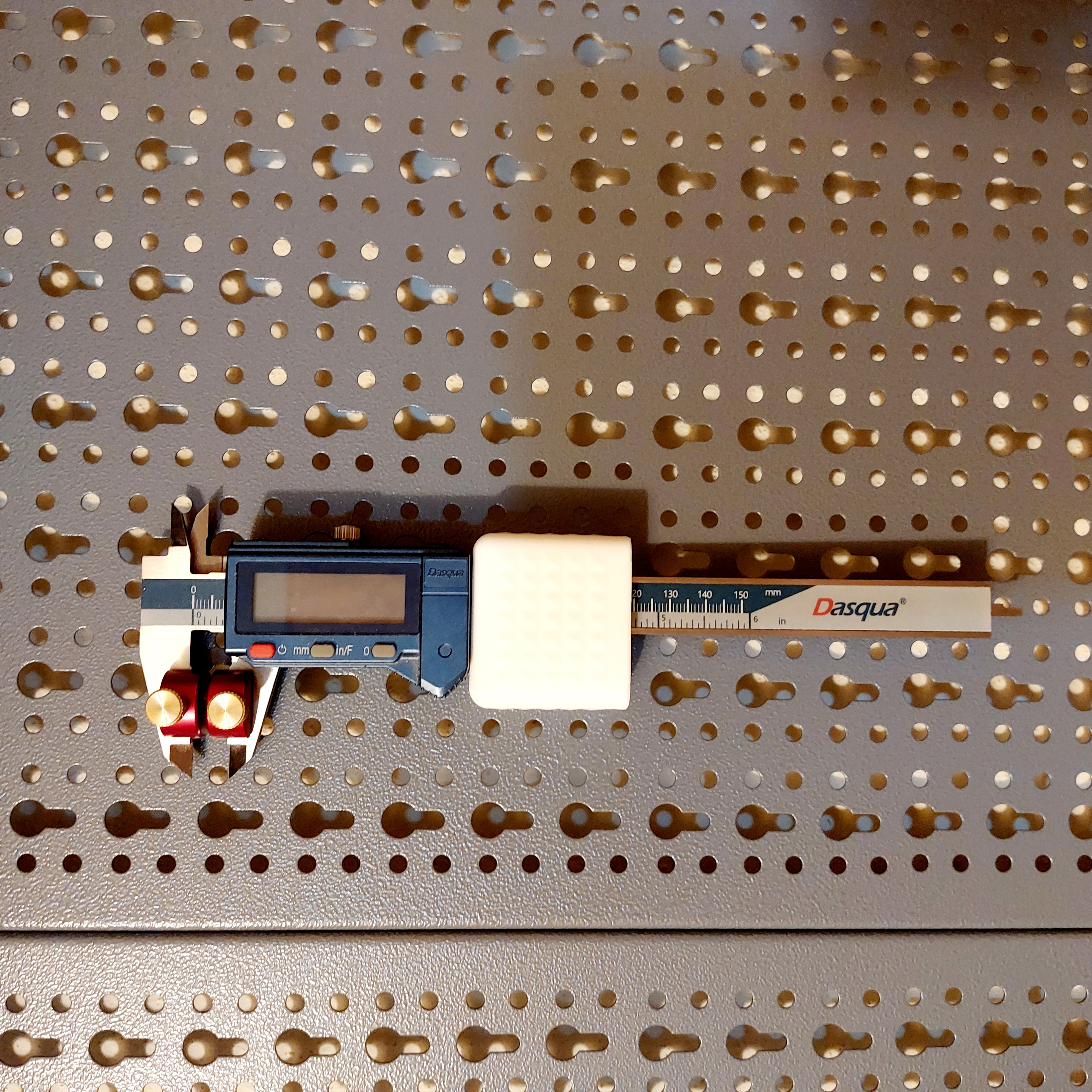 Kuepper Küpper pegboard Caliper holder