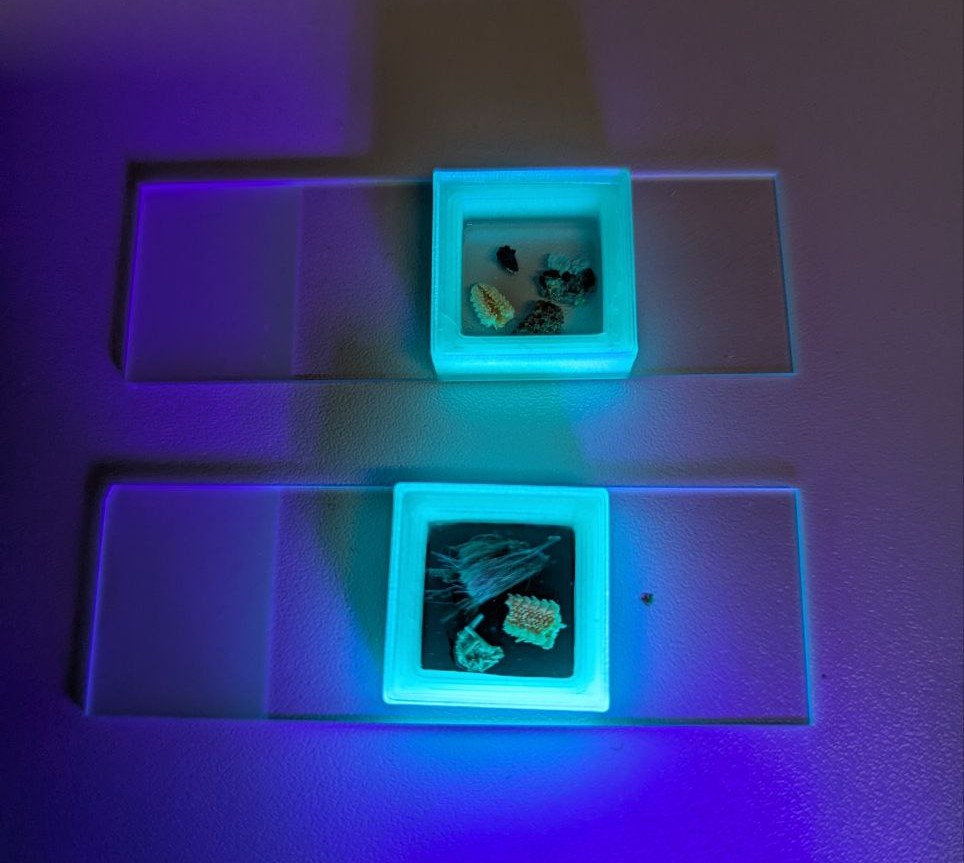 Cover glass spacers for (stereo) microscopy slides, customizable