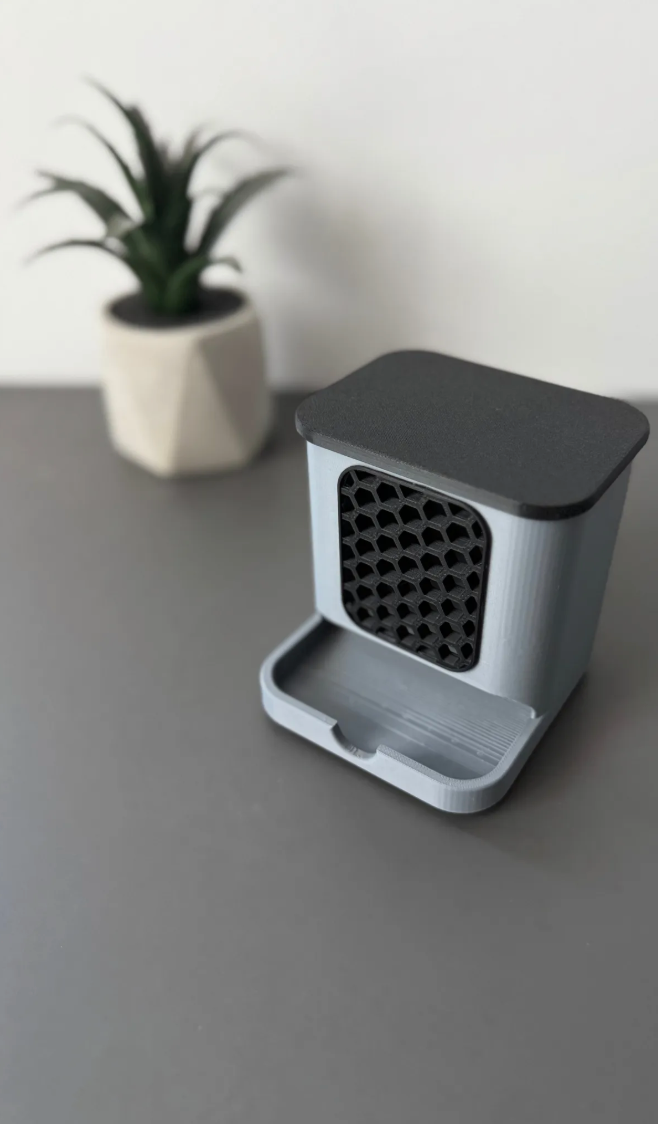 Honeycomb Q-Tip Holder