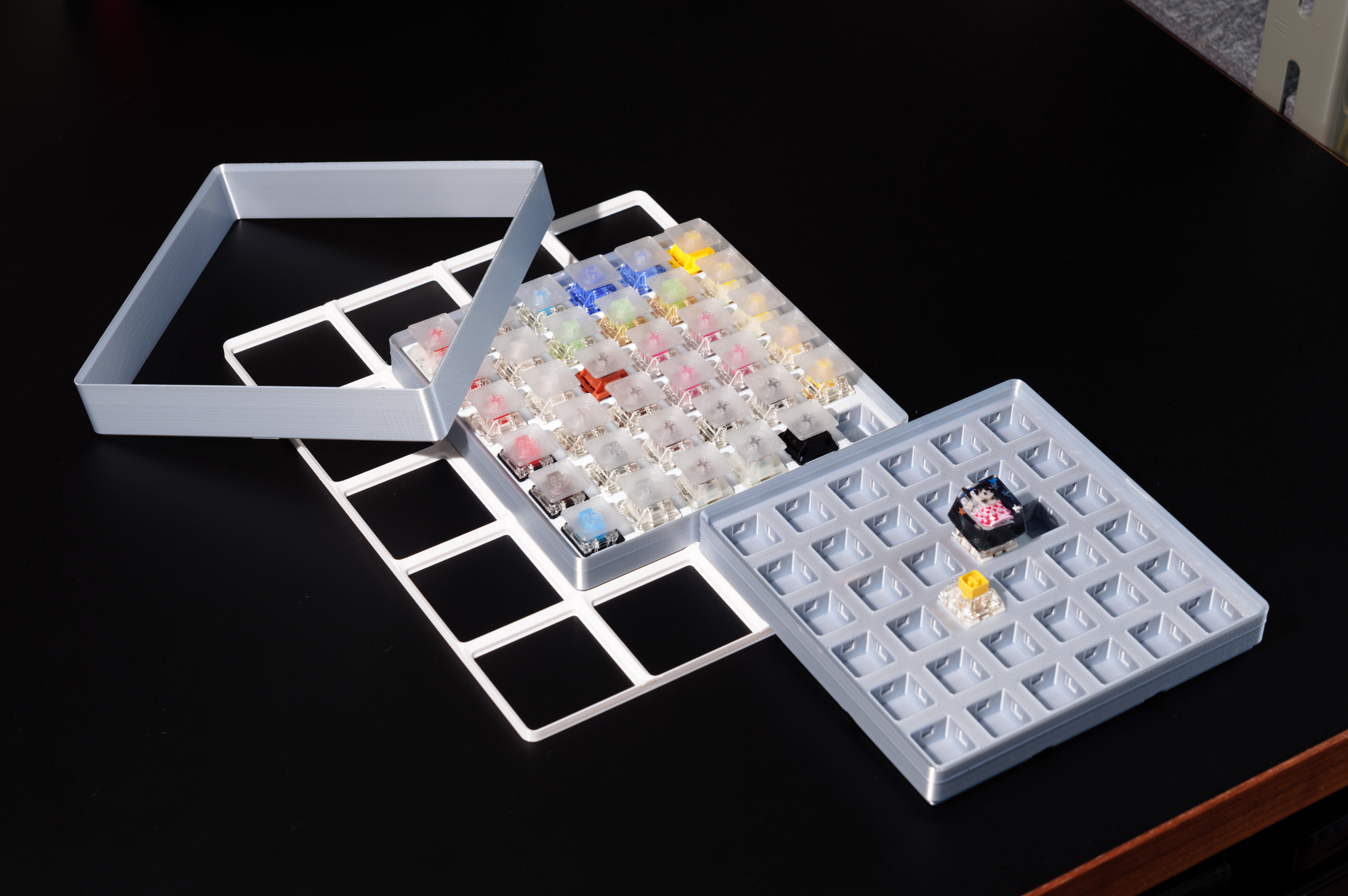 Gridfinity Stackable Mechanical Keyboard Switch Bin for 36 Switches