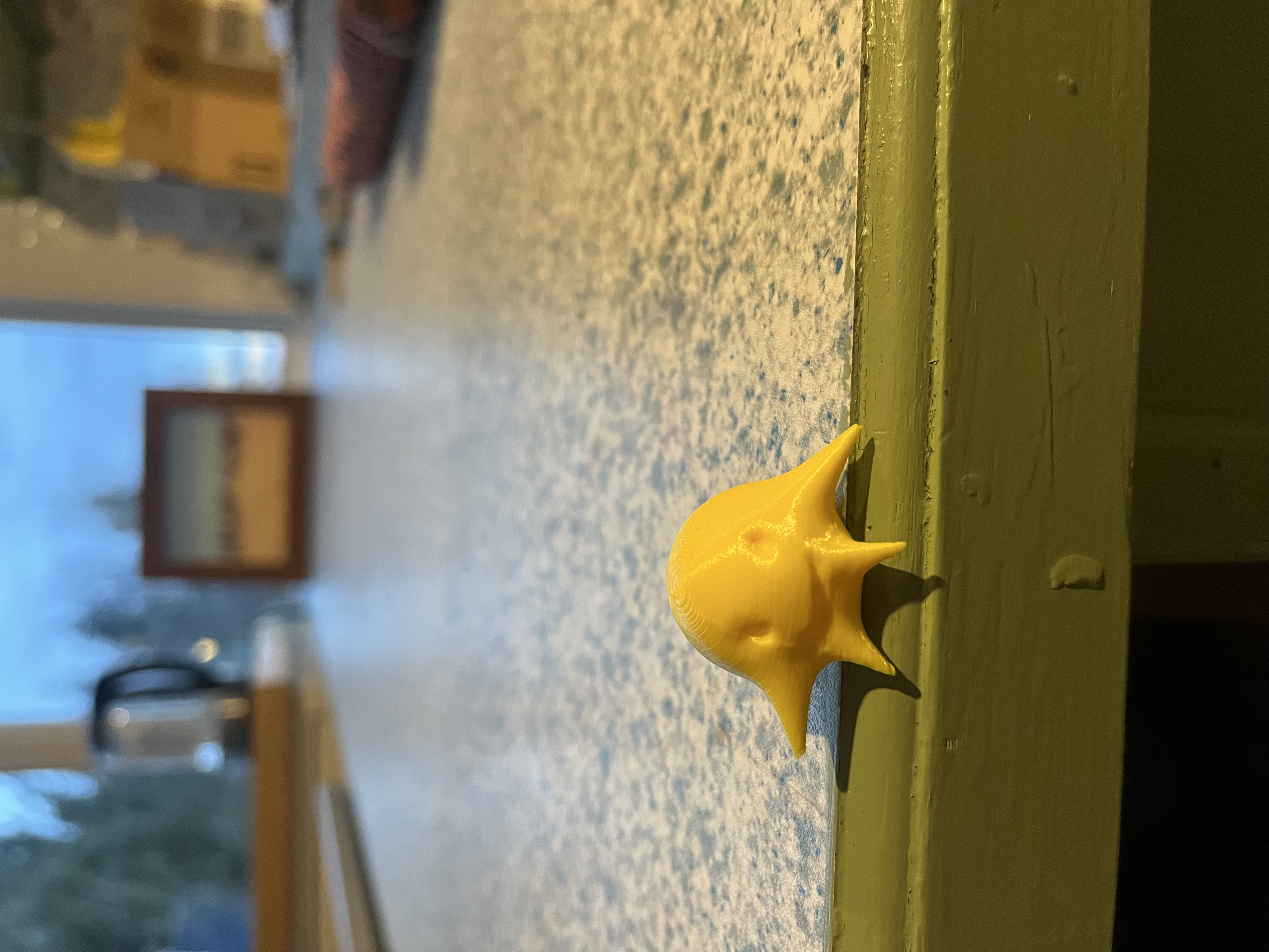 Shelf buddy Bob