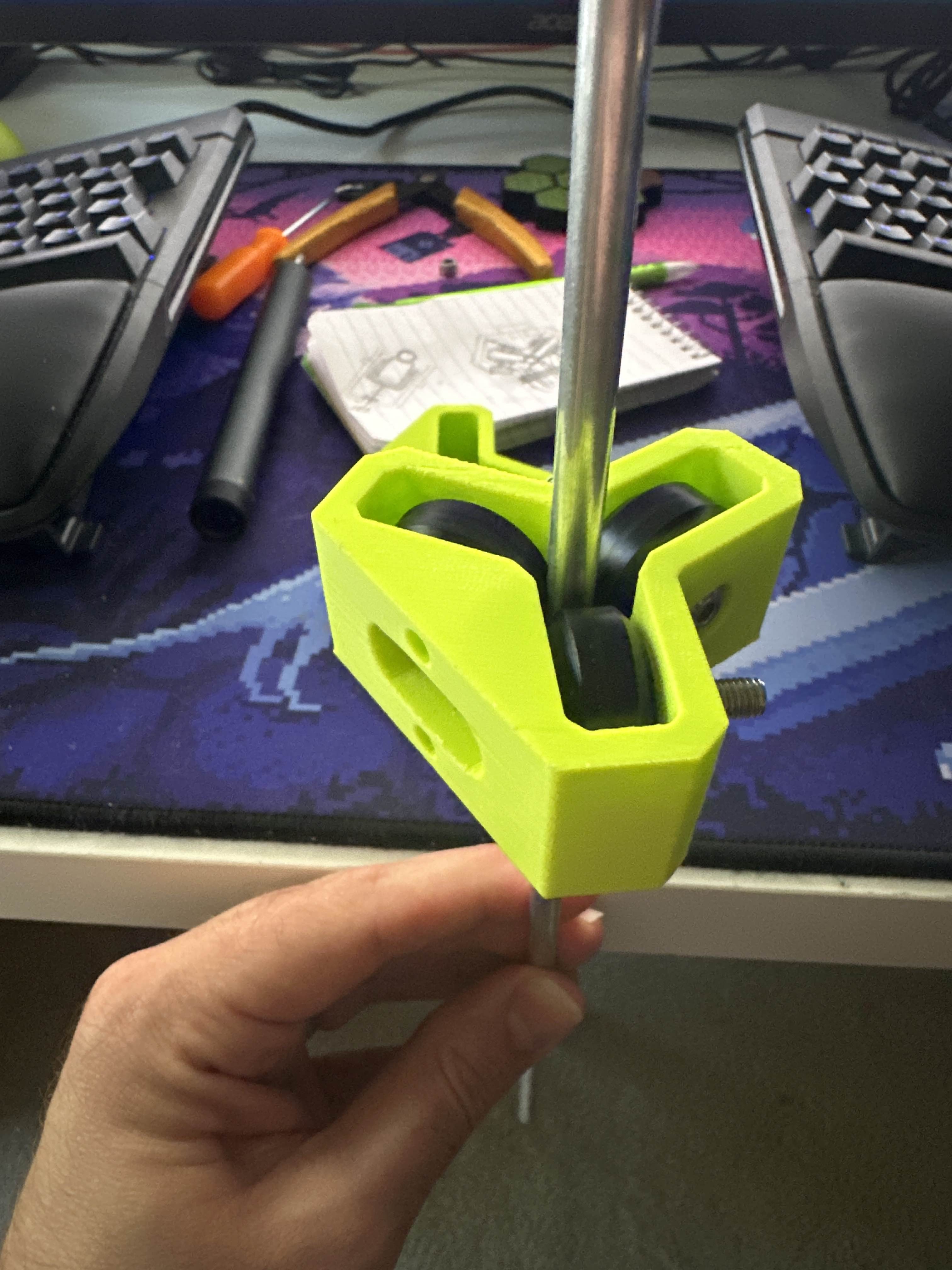 POM wheel linear "bearing" — miniatura 2