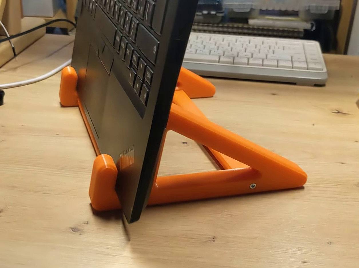 Laptop stand (different angles)