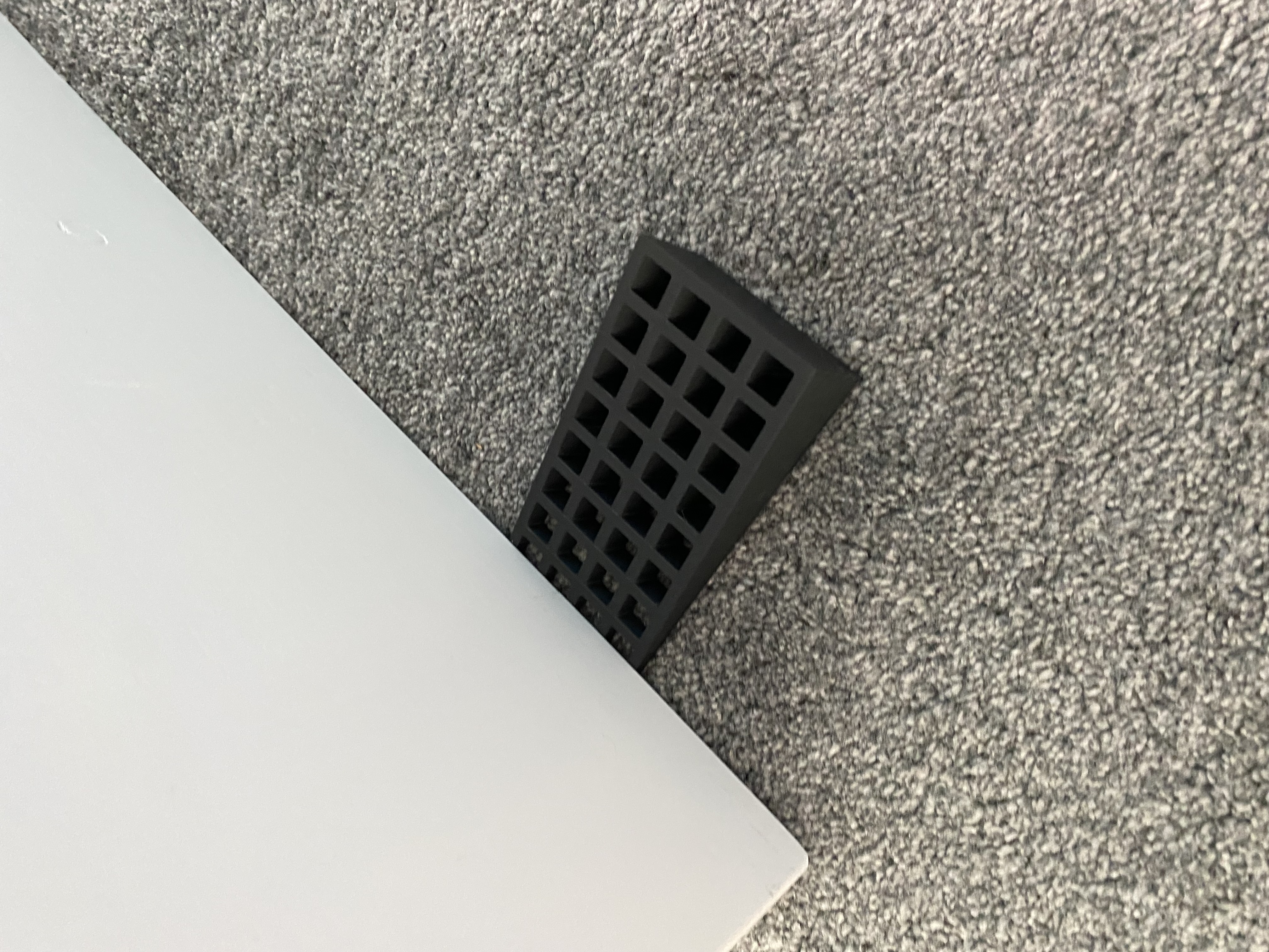 Simple Doorstop — thumbnail 2