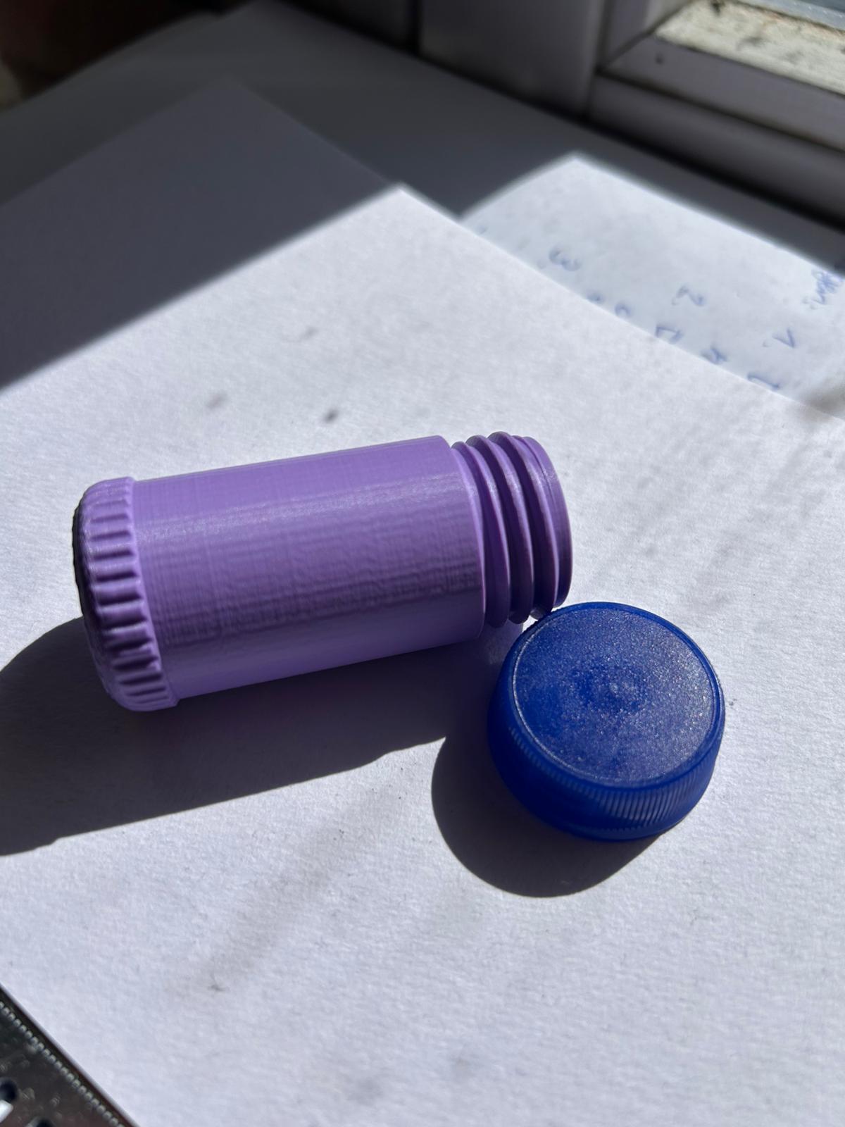 Miniatura 3 do modelo 3D PET-Bottle Cap Container