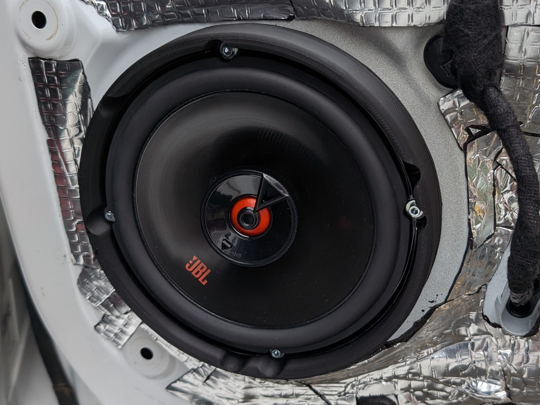 Speaker adapter for Peugeot 308 to JBL Club 6500C and JBL Club 622