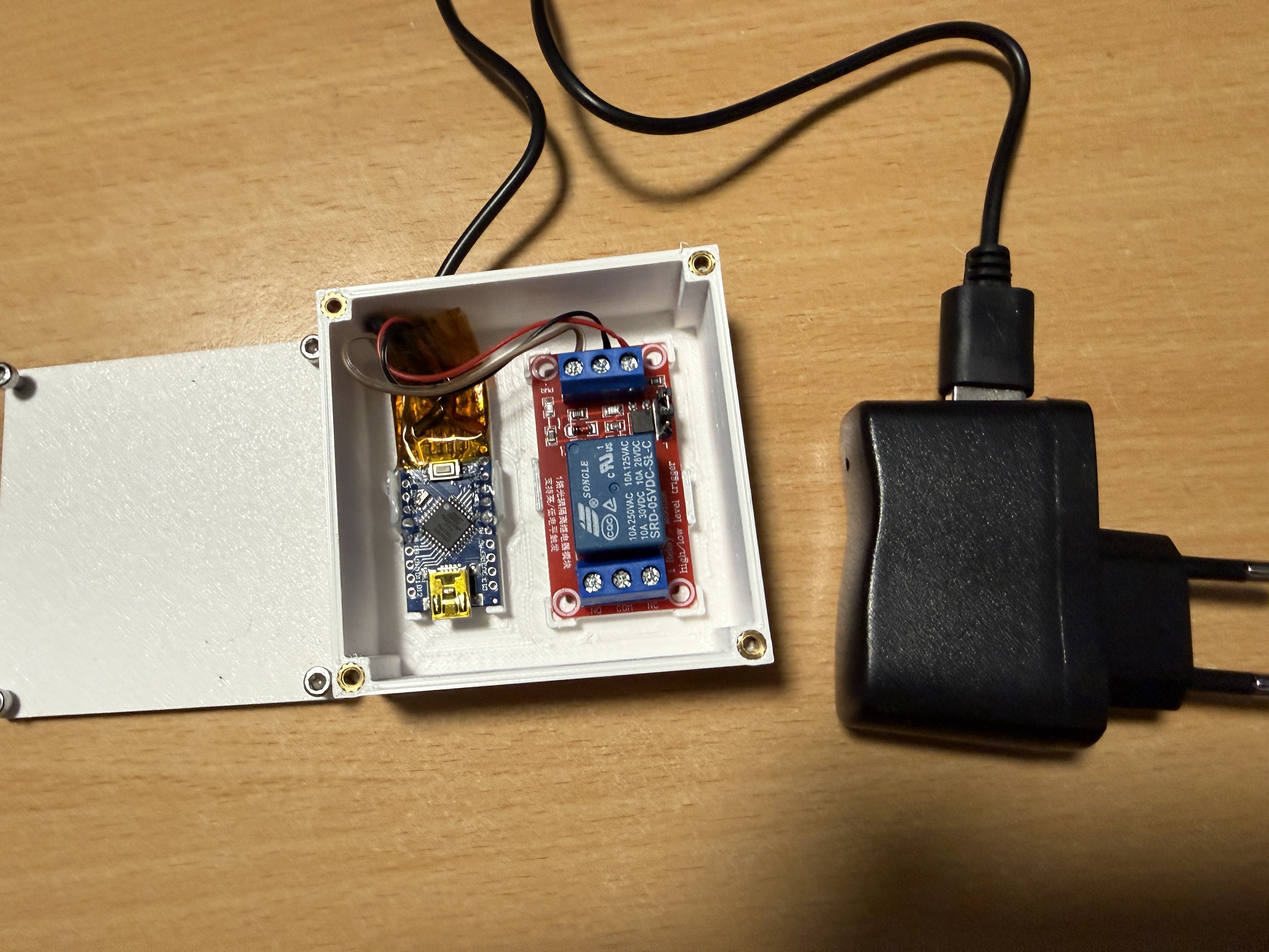 Arduino Nano + One Relay Housing