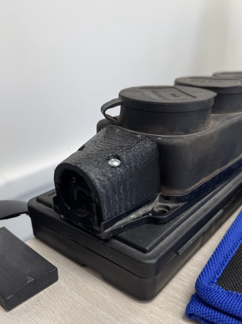 TDM cable entry cover