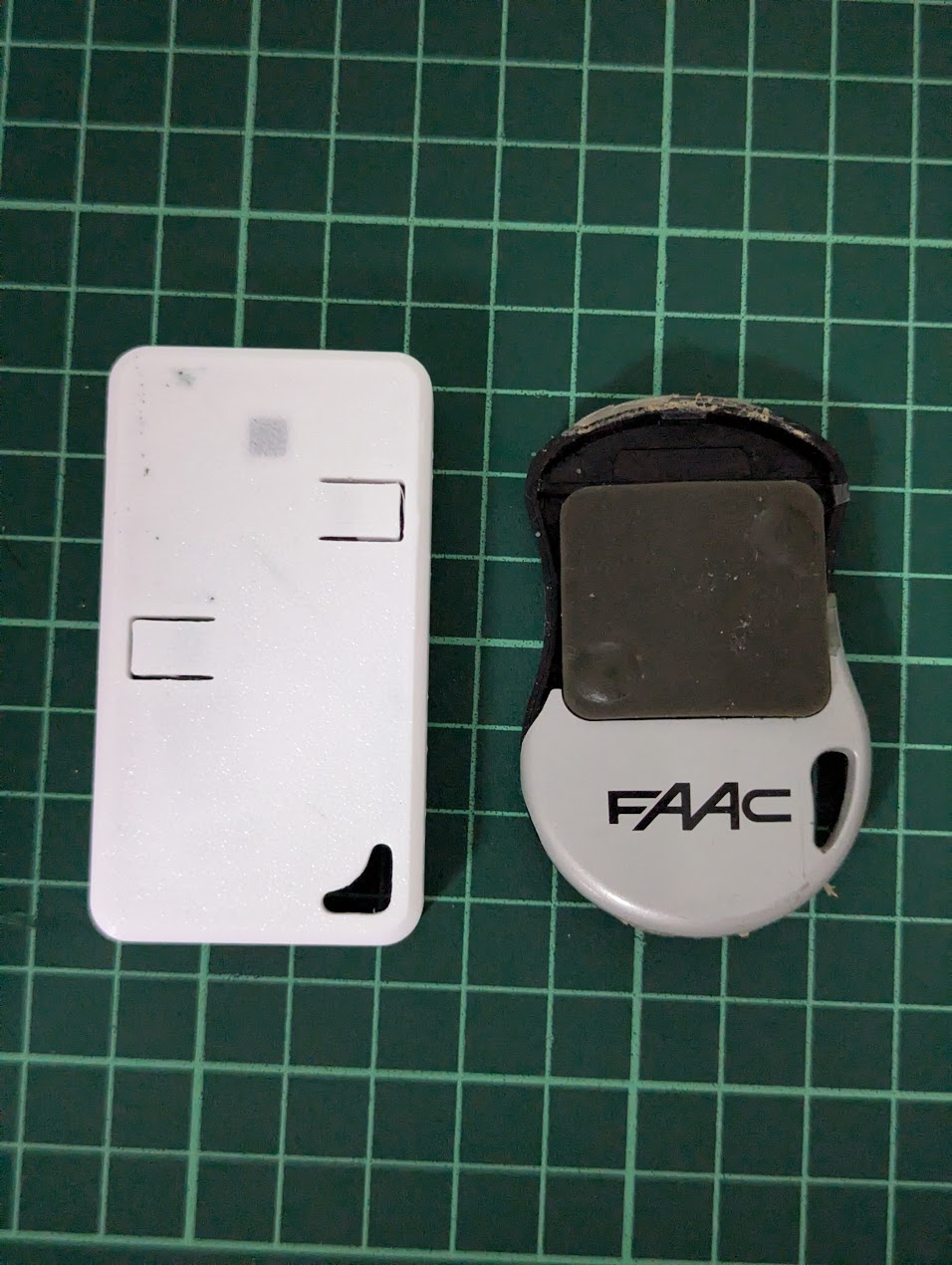 FAAC DL2 868 SLH remote replacement case (4 buttons version included!)
