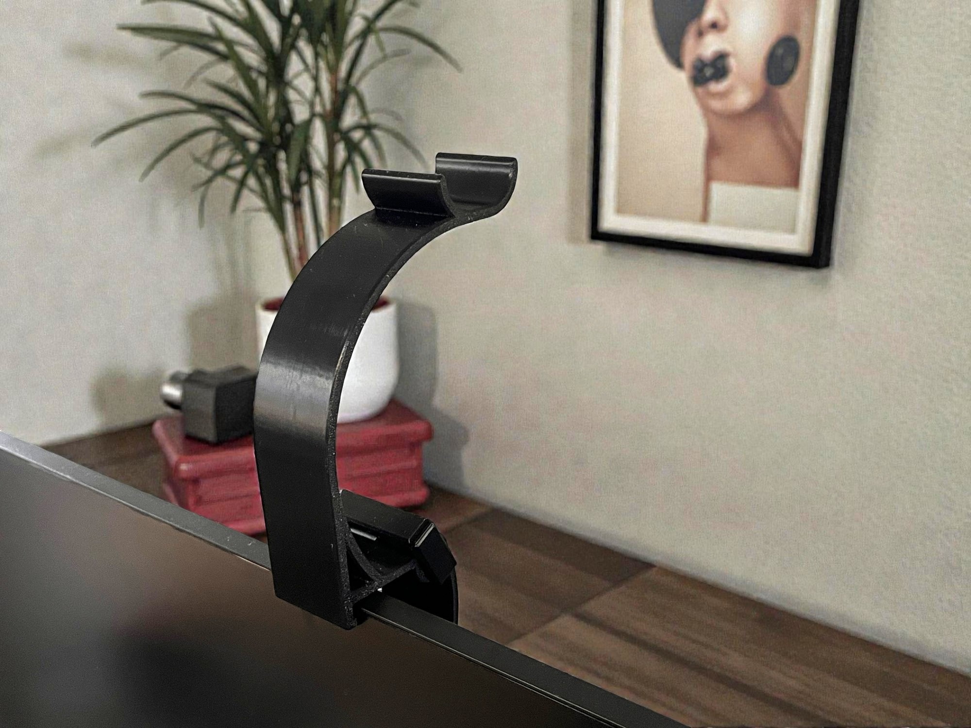 Headphone Holder for top of computer monitor 3D model