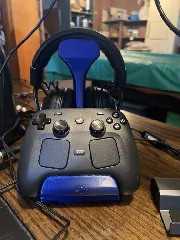 Steam Controller and Headphone Stand