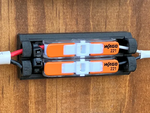 Undercabinet LED Junction Box (WAGO)