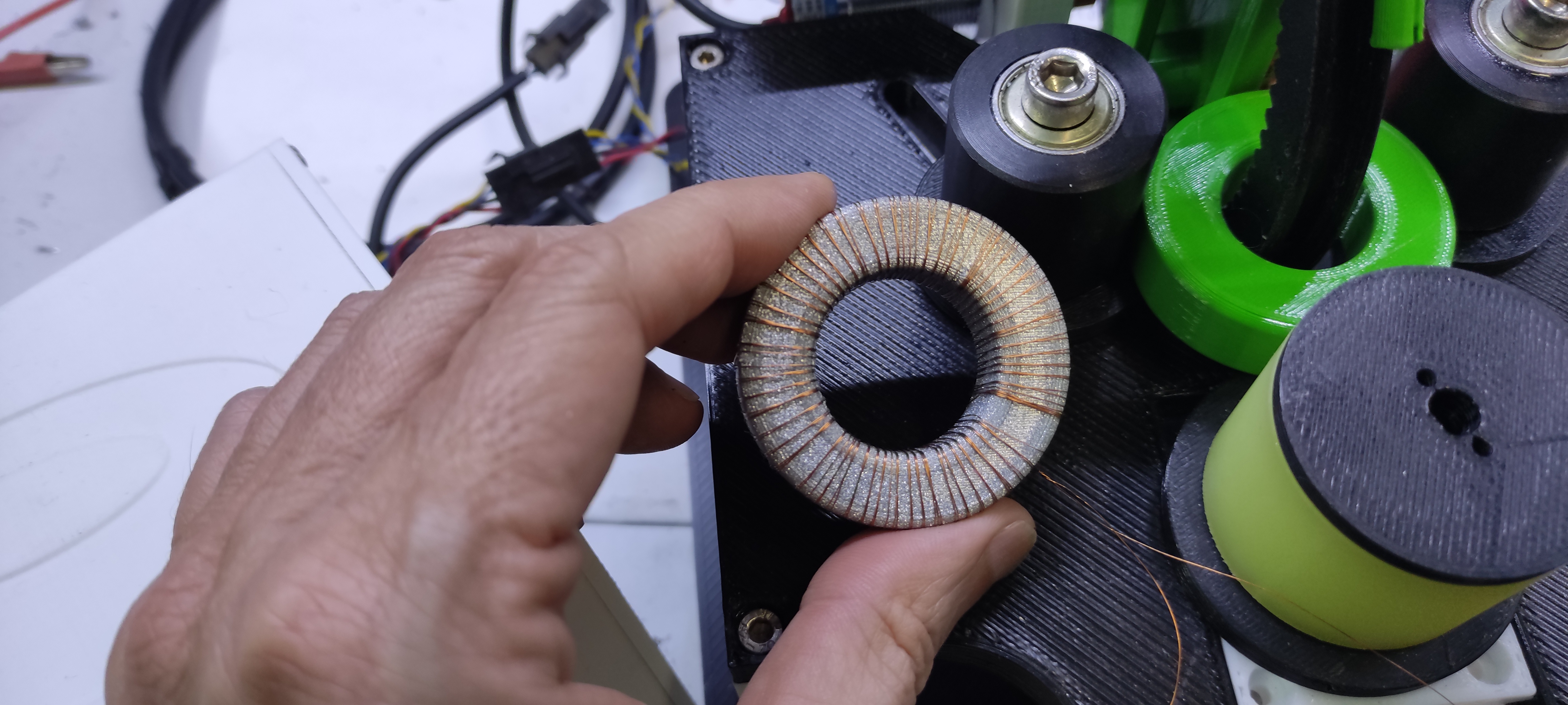 Miniatura 9 do modelo 3D Slider Type Toroidal Winder