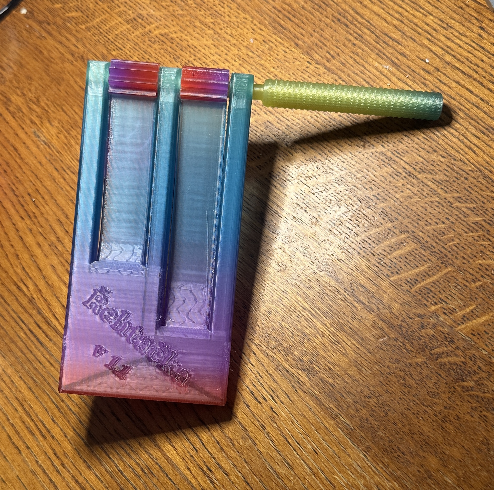 Řehtačka - irritator - noise maker