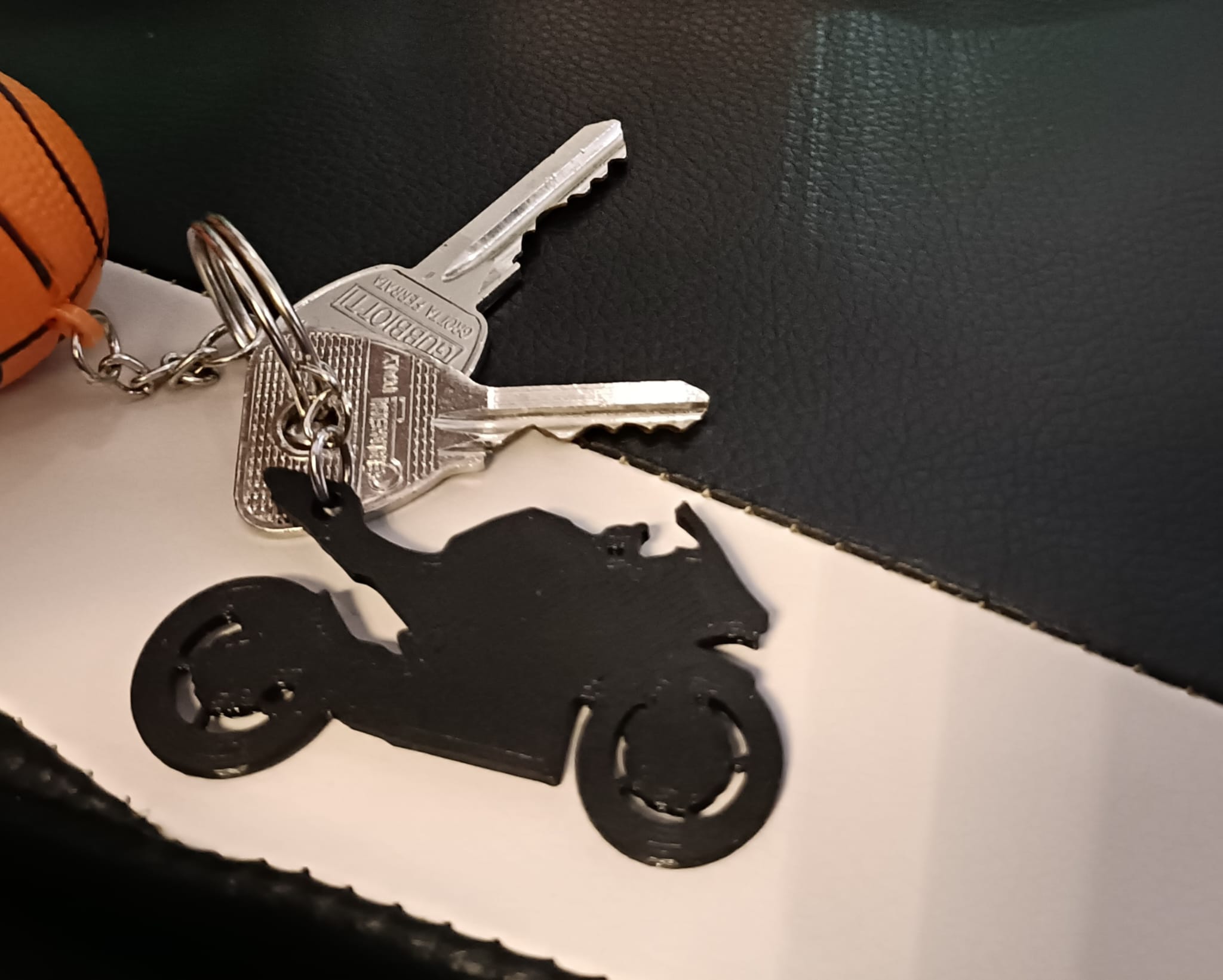 motorcycle keychain (ninja)