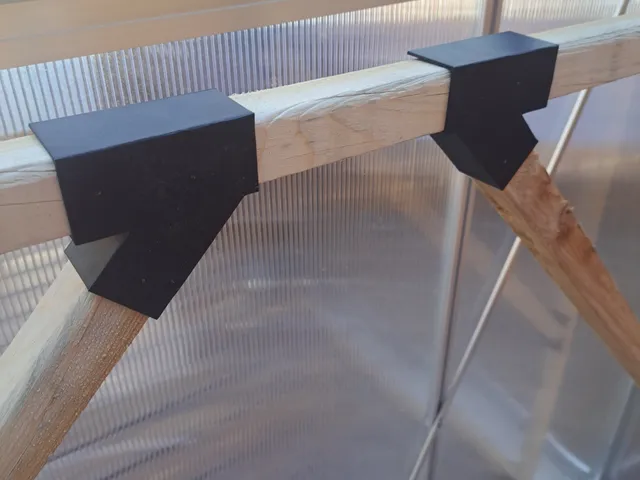 Connector for 2X2