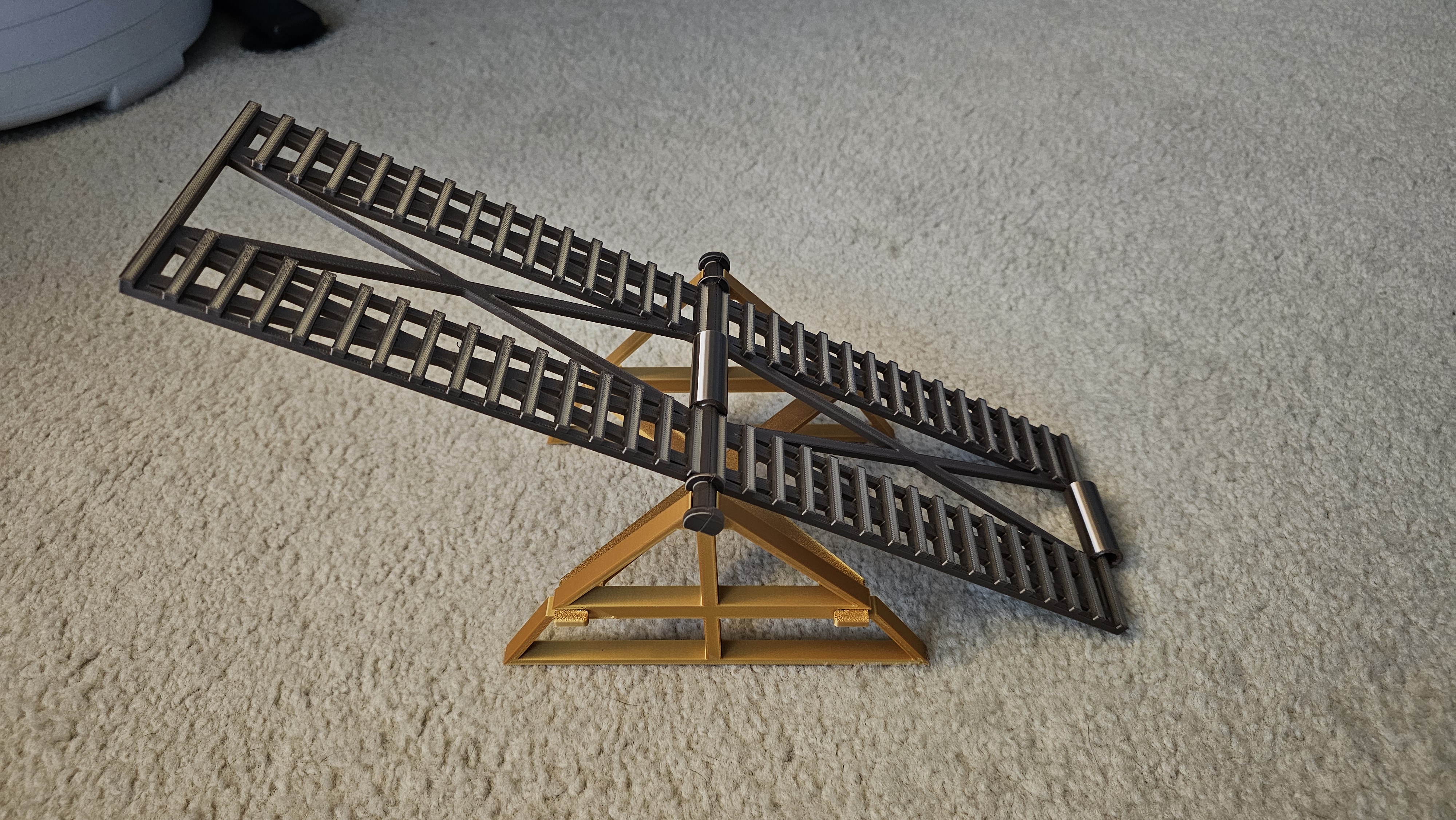 SCX 24 Teeter Totter