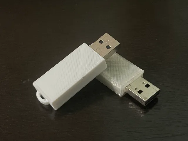 Simplistic USB Thumb Drive Case