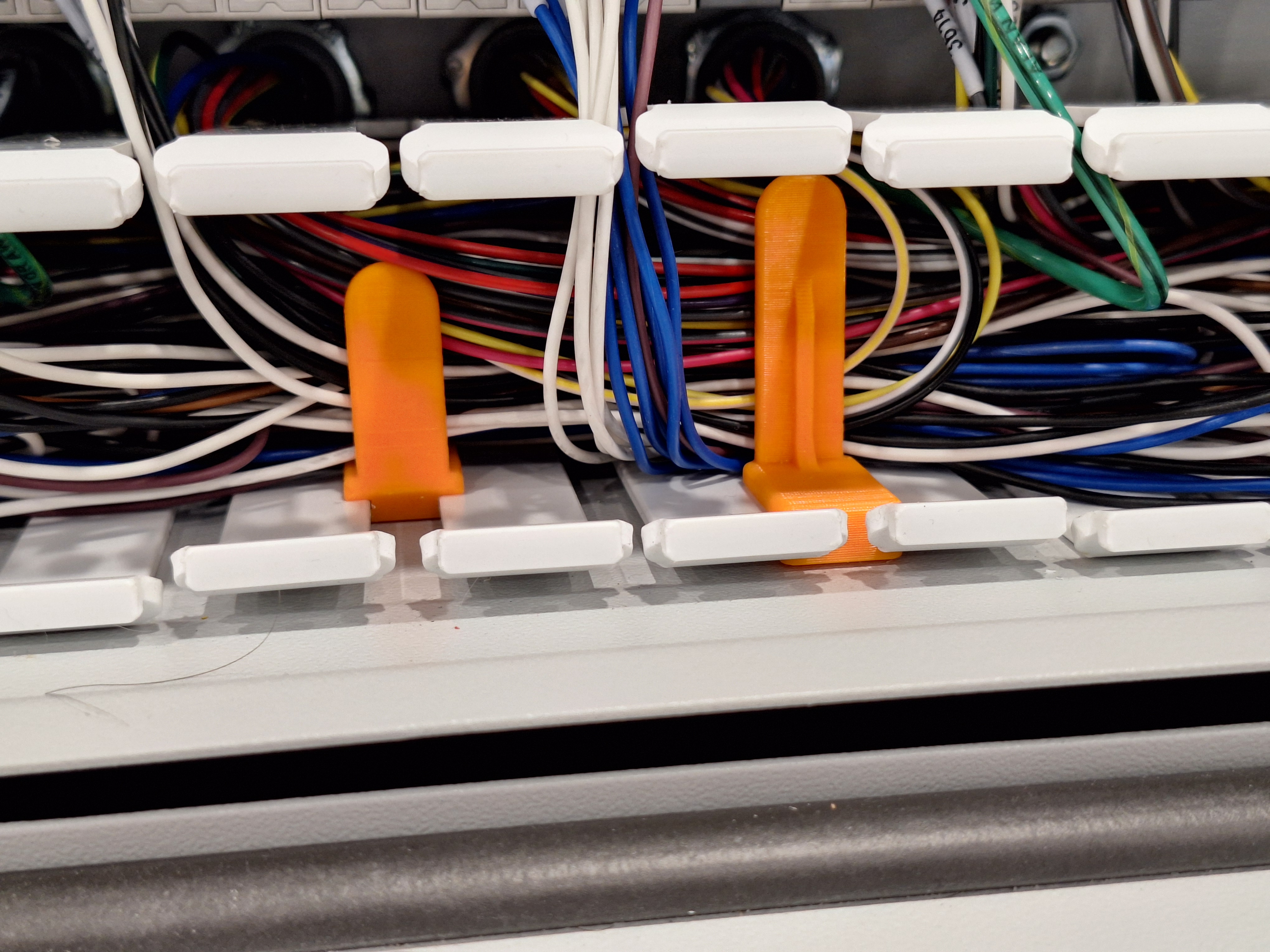 Panduit Wireway Retainers